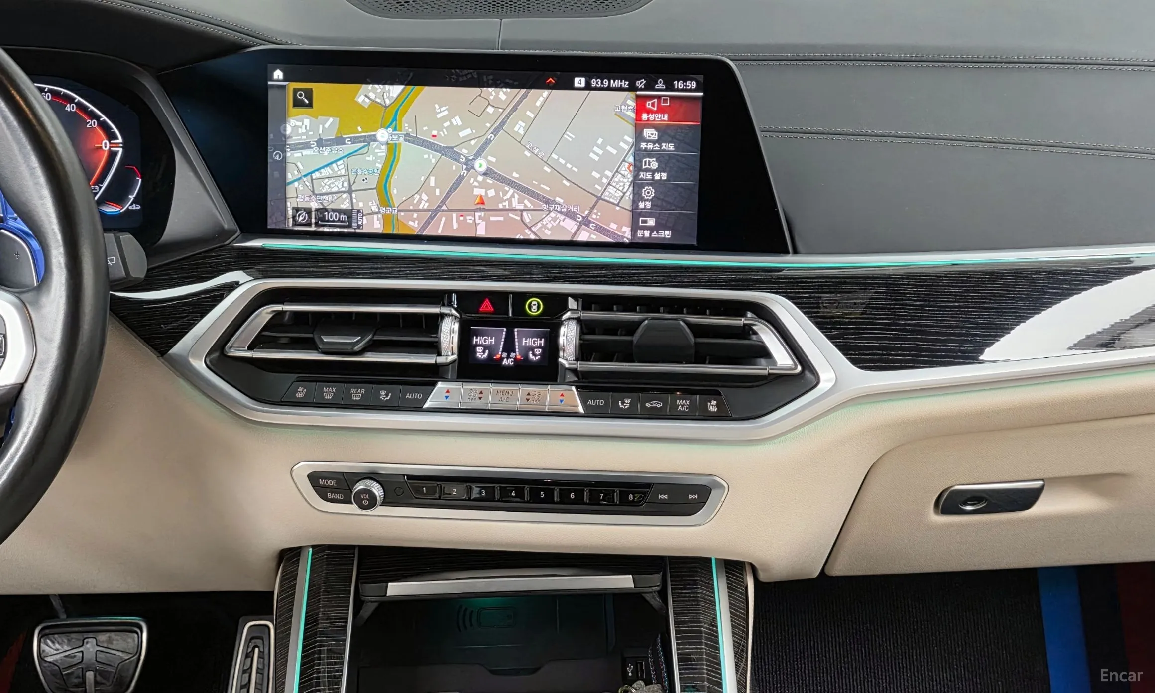 BMW X7 (G07) превью 14