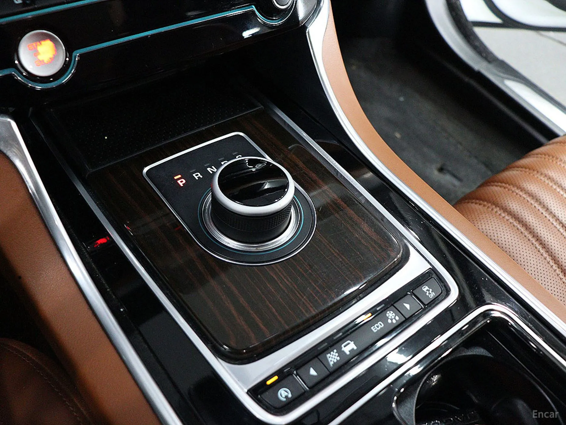 Jaguar XF (x260) превью 7