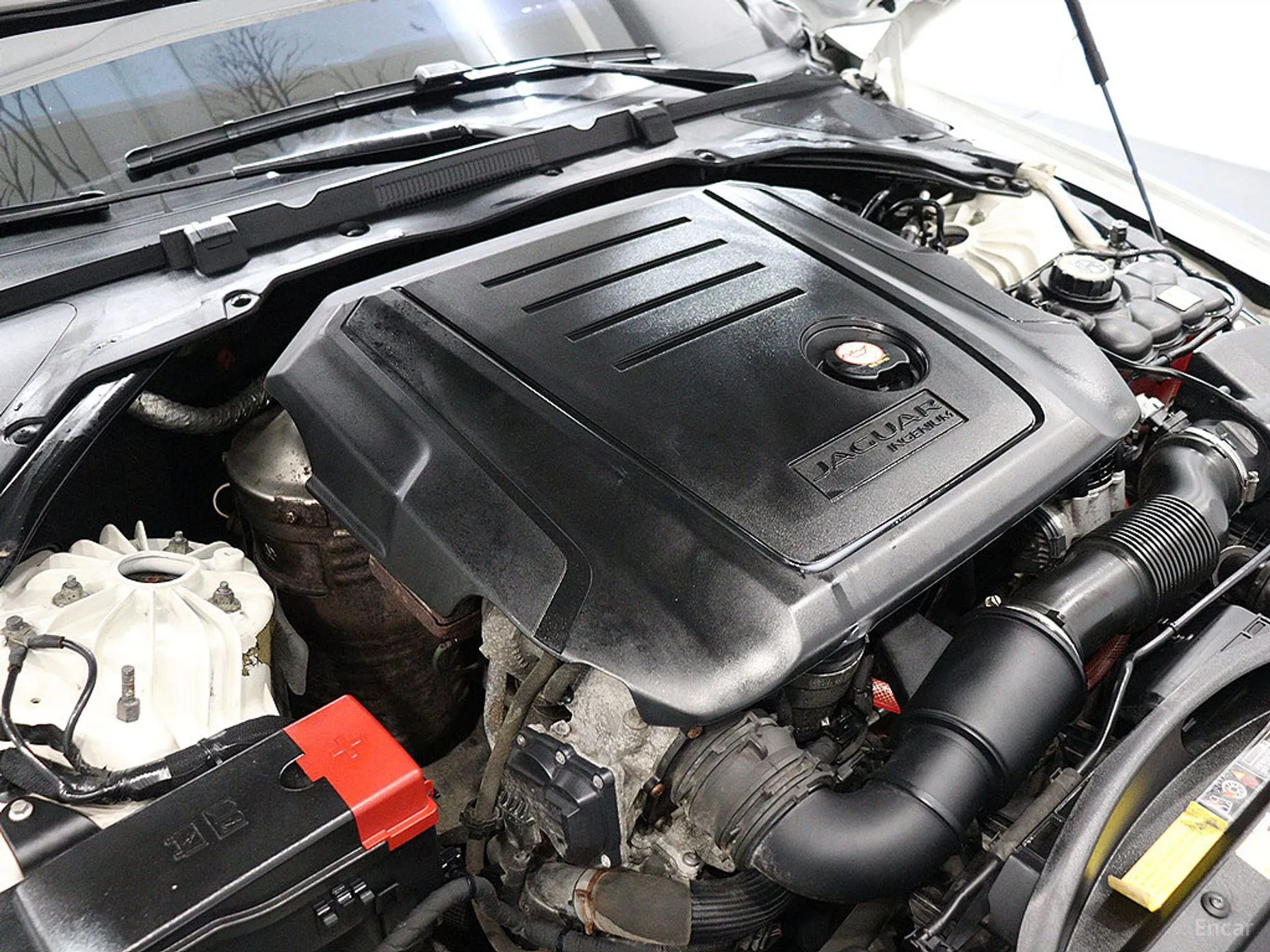 Jaguar XF (x260) превью 9