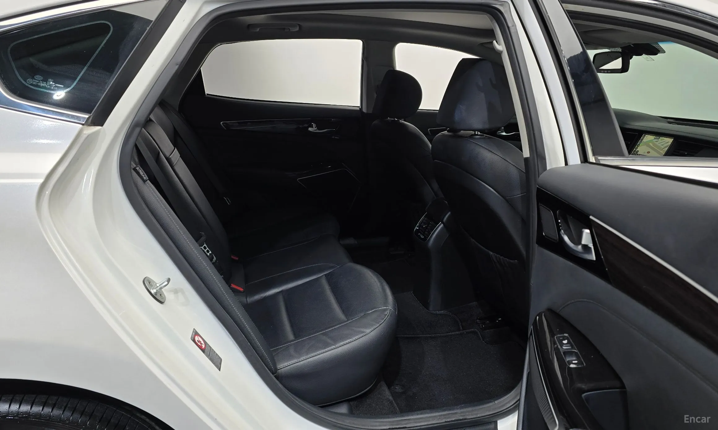 Kia K7 Hybrid превью 12