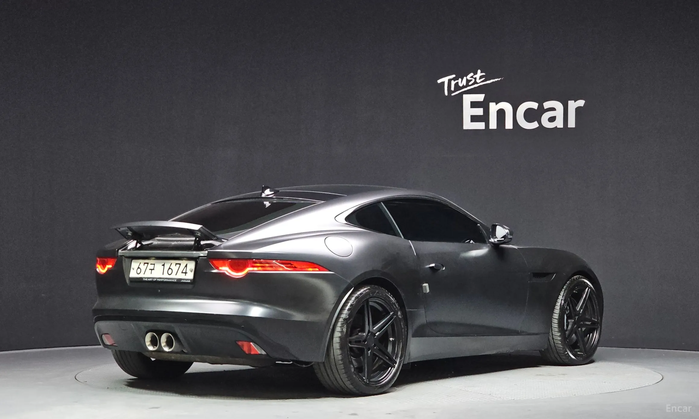 Jaguar F-TYPE превью 2