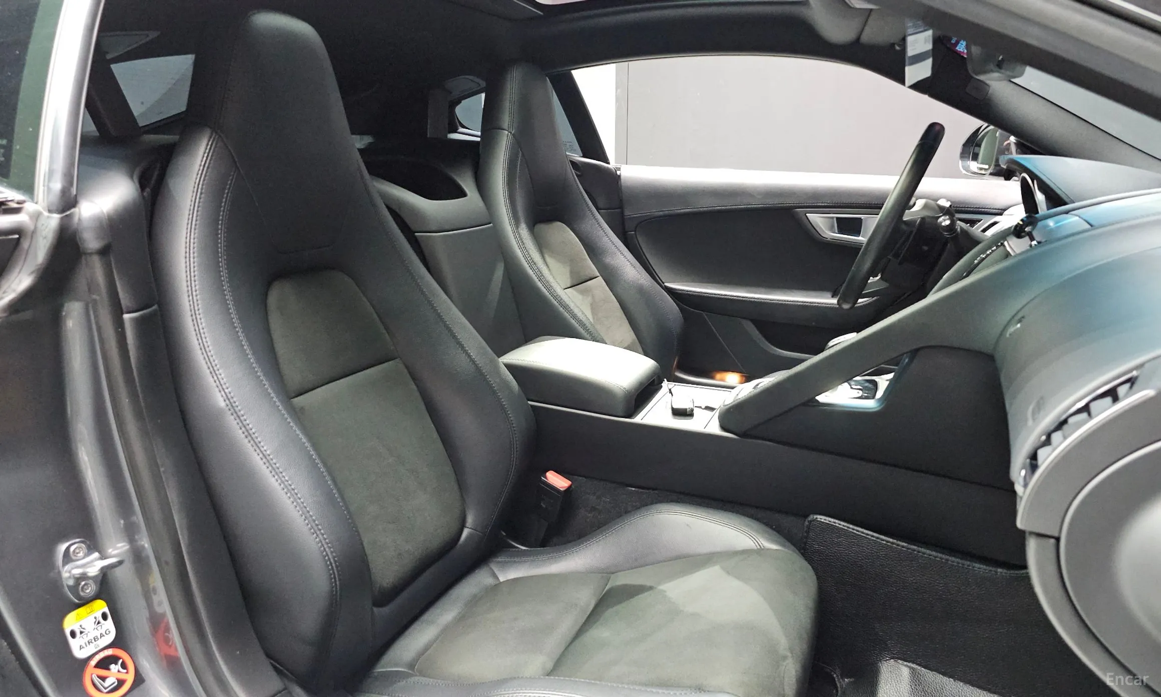 Jaguar F-TYPE превью 19