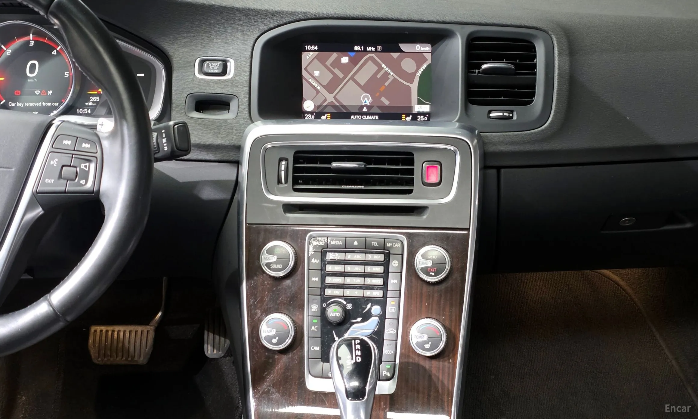 Volvo S60 превью 19