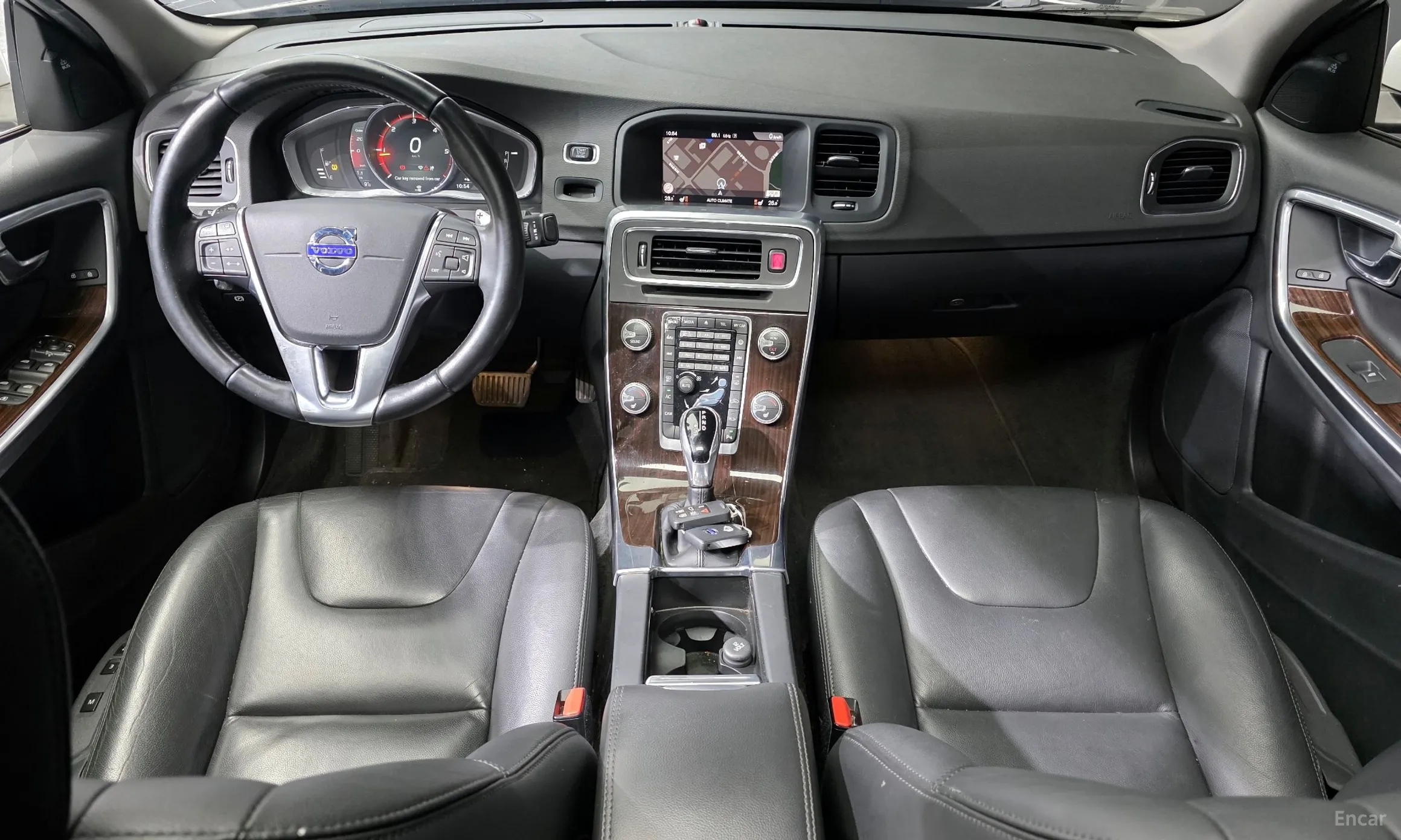 Volvo S60 превью 7