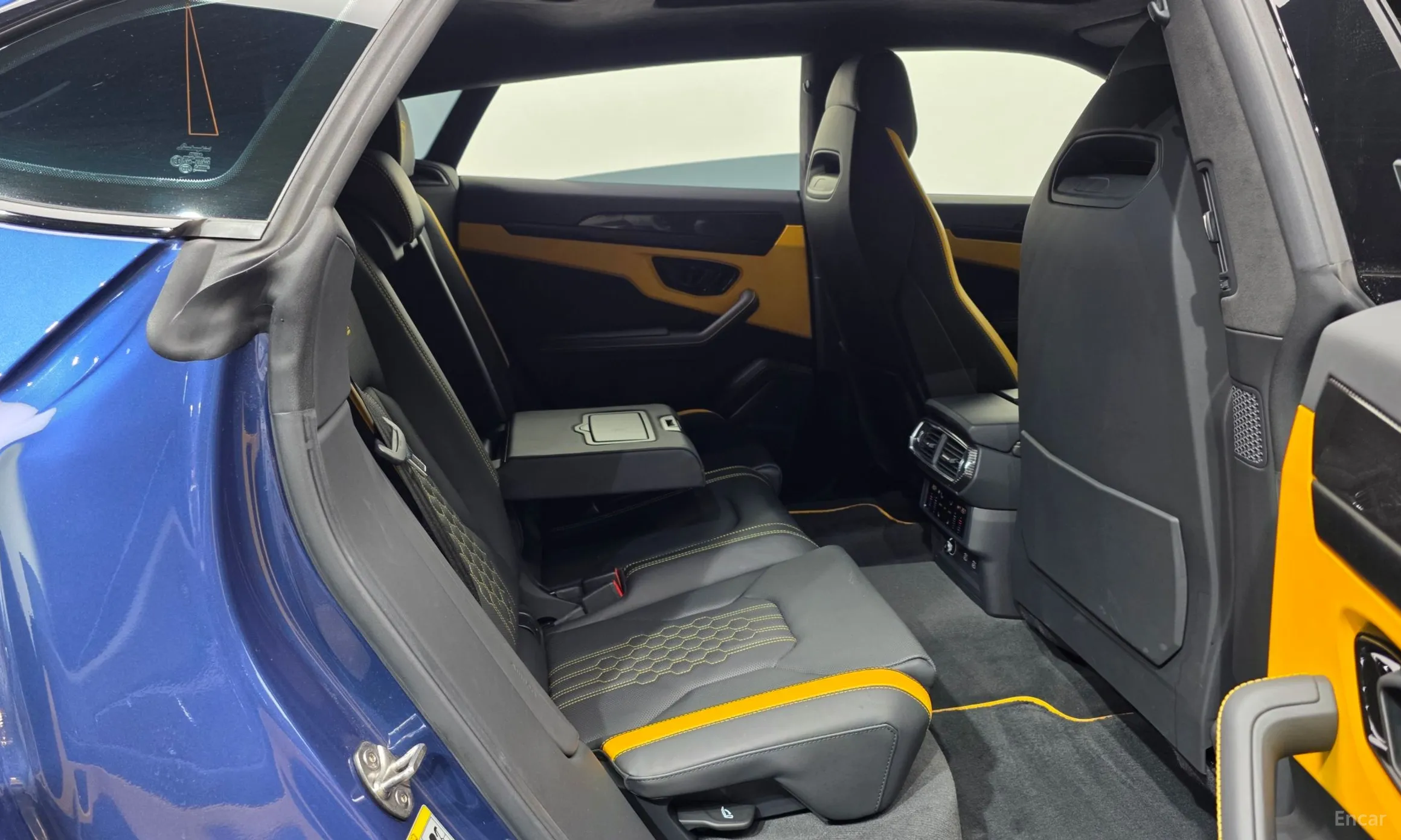 Lamborghini Urus превью 12