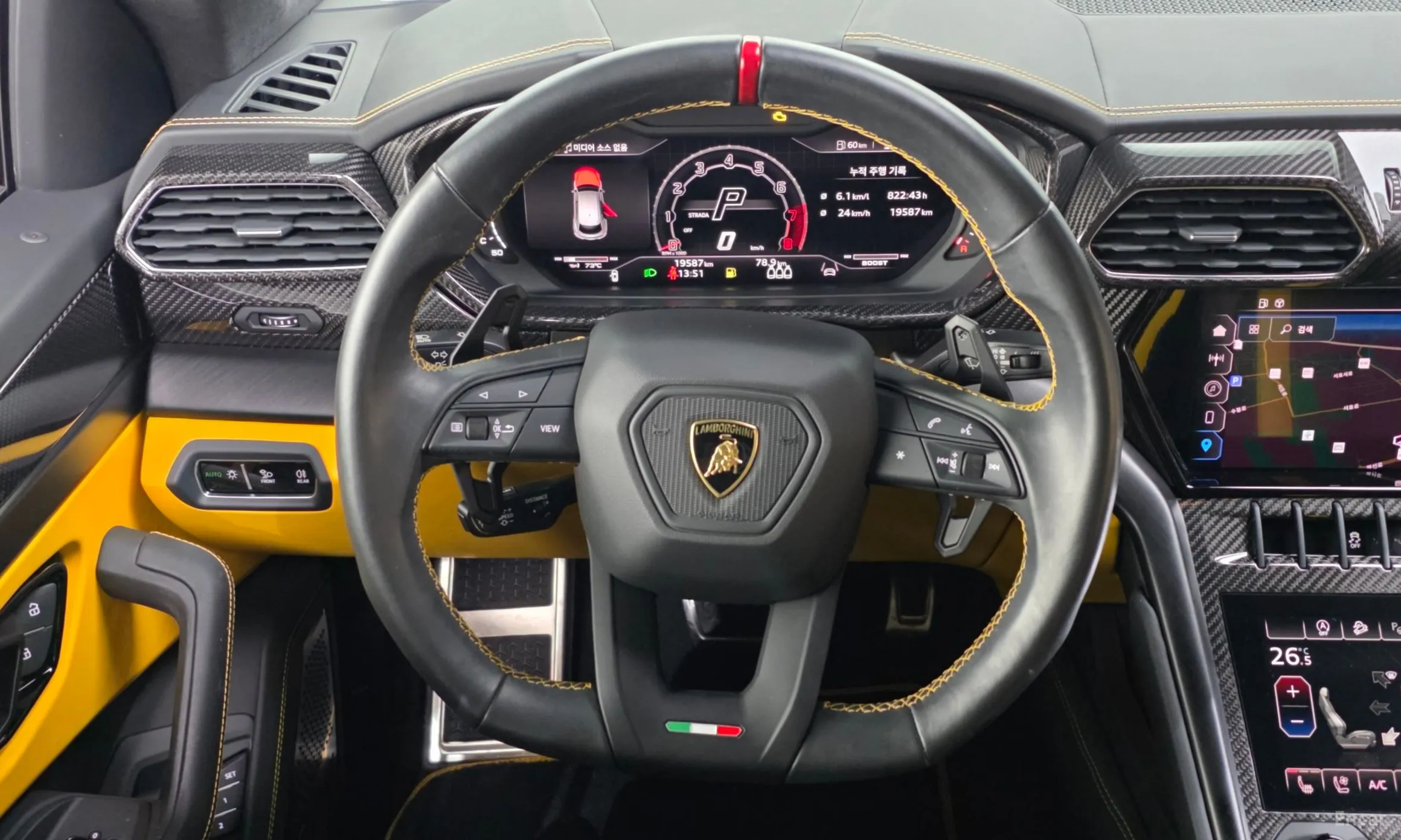 Lamborghini Urus превью 13
