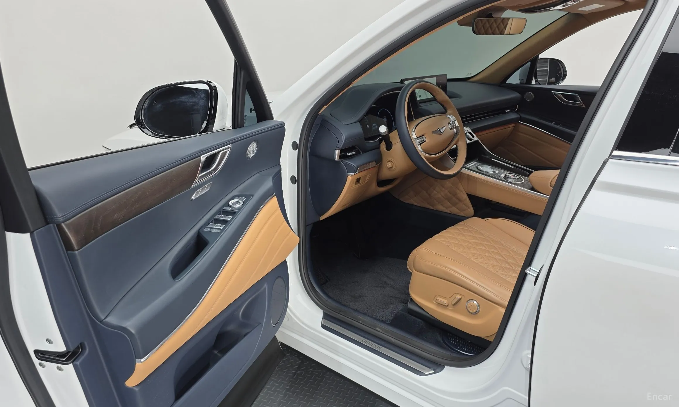 Genesis GV80 превью 11