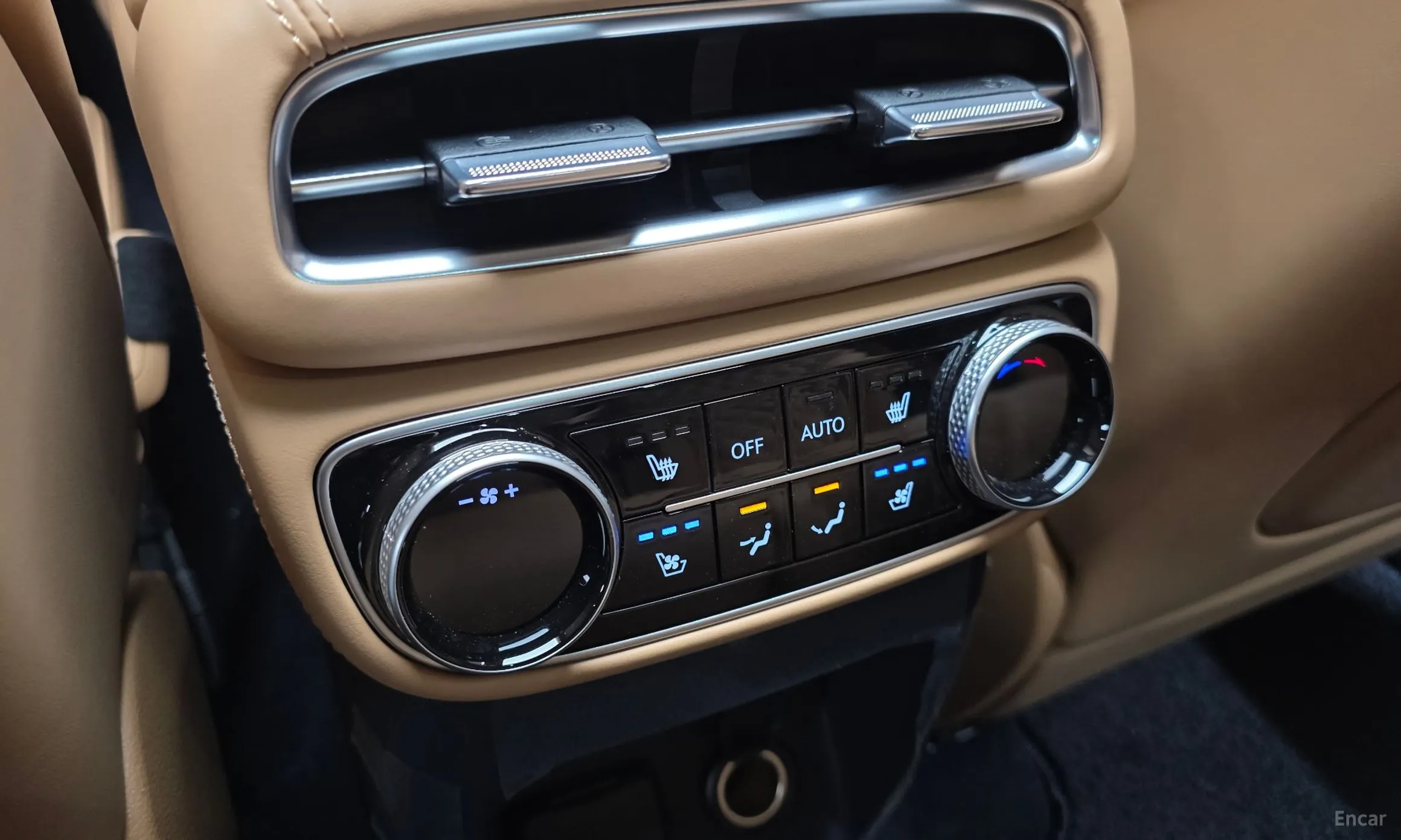 Genesis GV80 превью 18