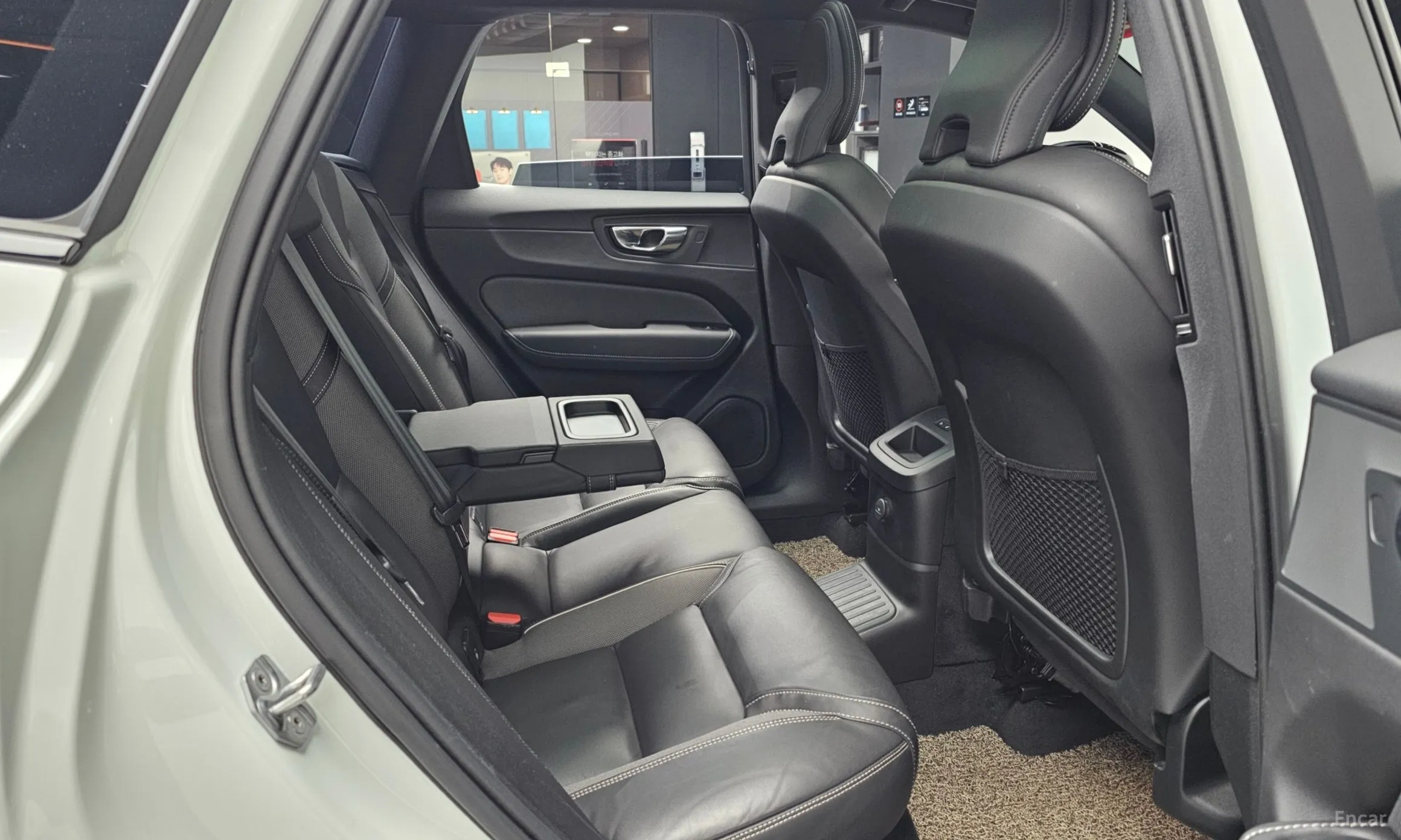 Volvo XC60 Gen 2 превью 12
