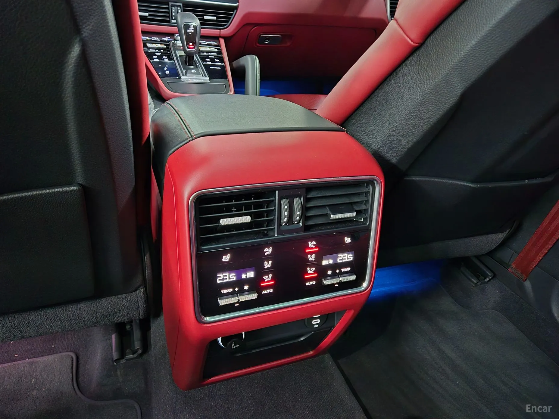 Porsche Cayenne (PO536) превью 18