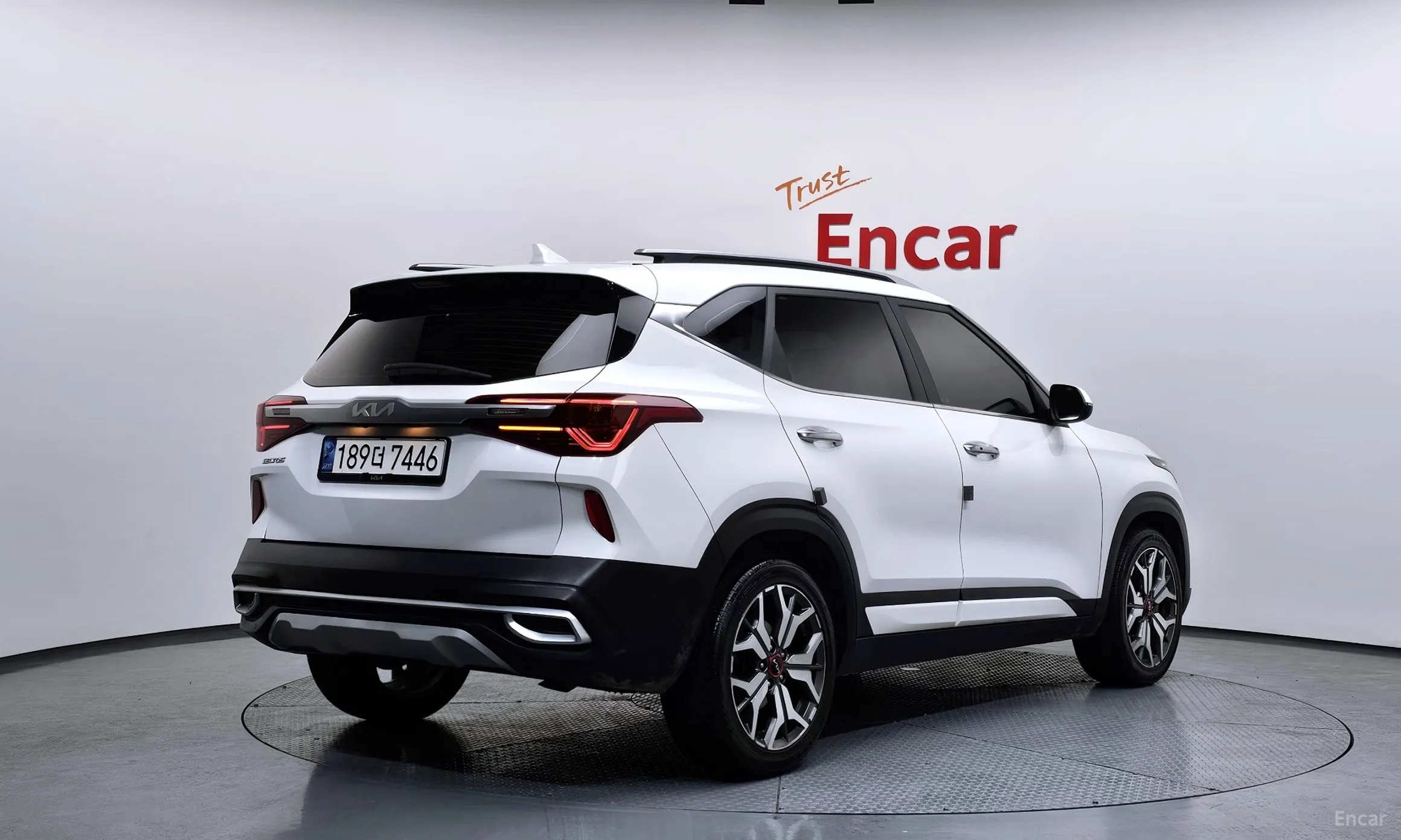 Kia Seltos превью 2