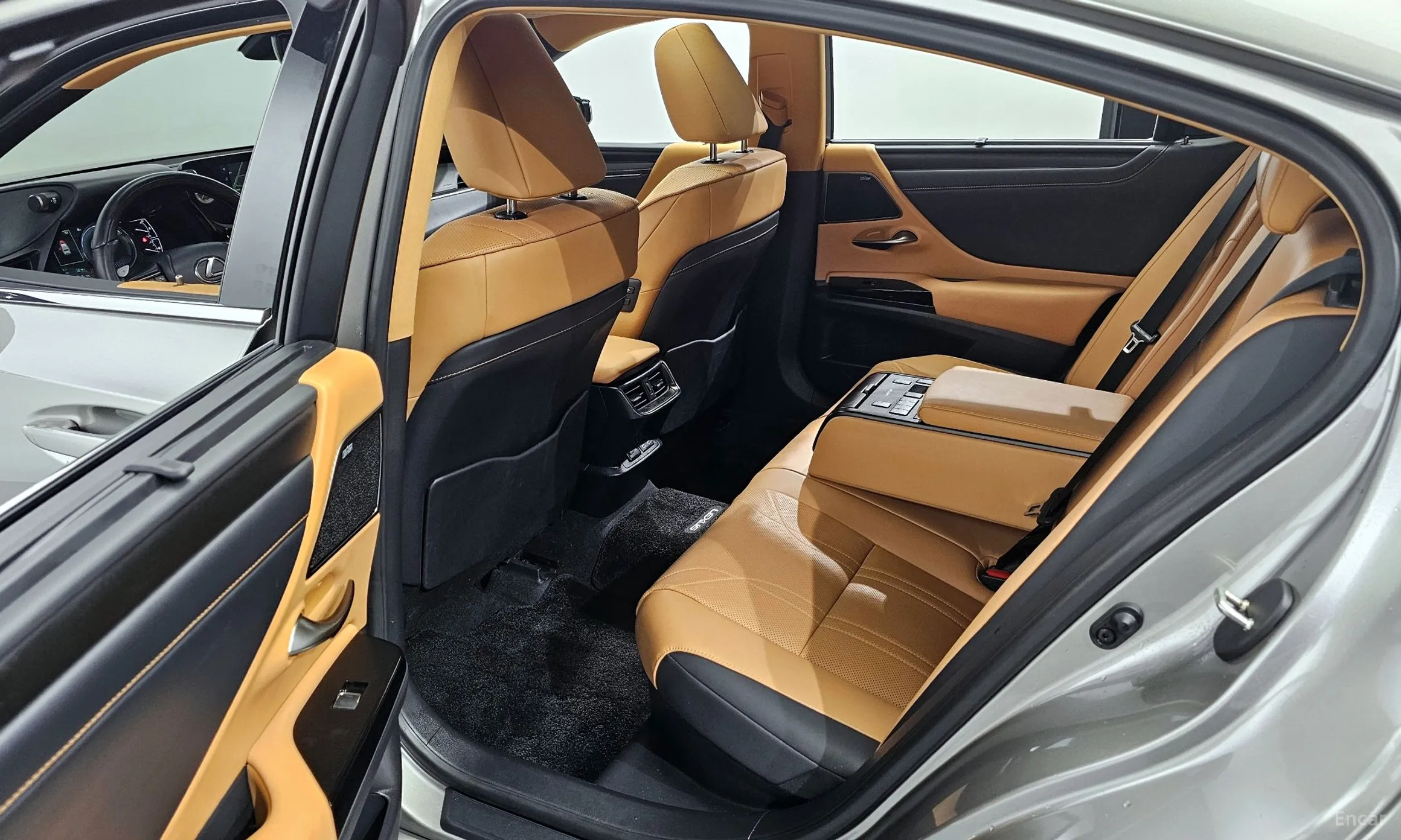 Lexus ES300h 7th Generation превью 11