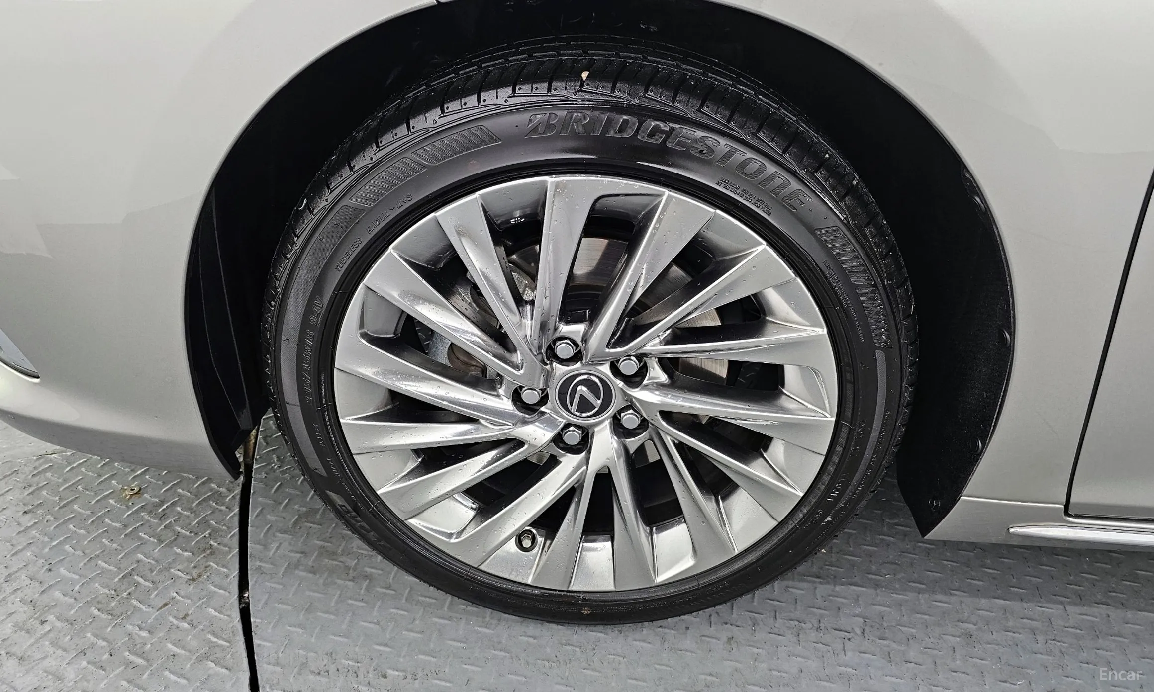 Lexus ES300h 7th Generation превью 5