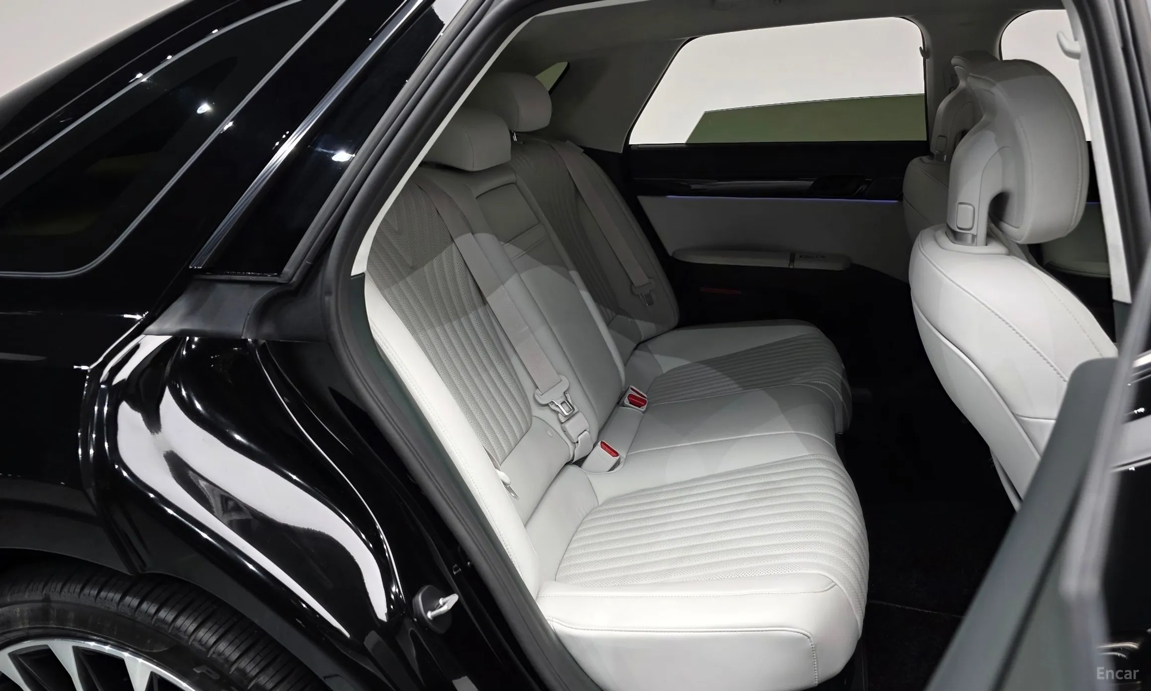 Hyundai Grandeur Hybrid (GN7) превью 11
