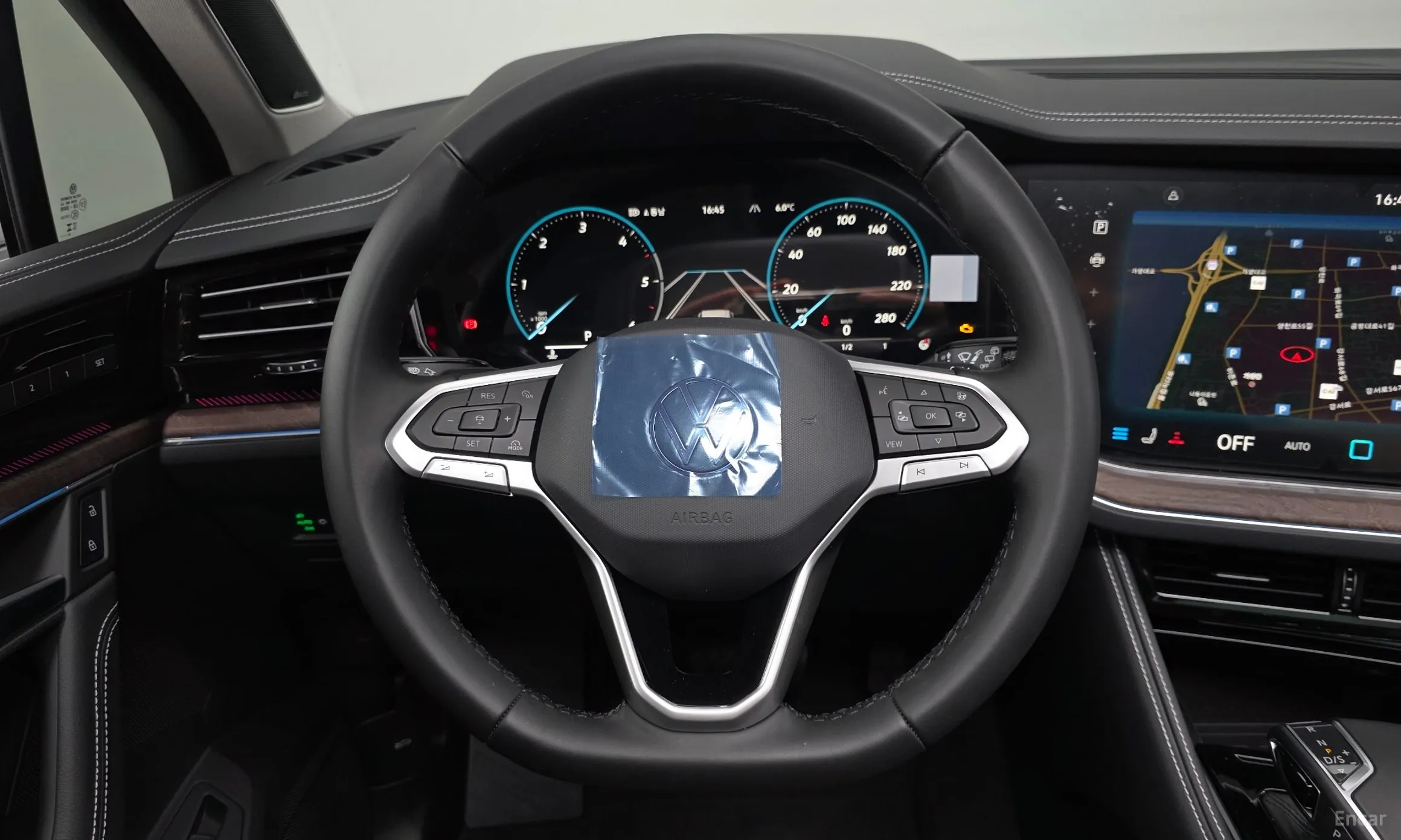Volkswagen Touareg 3rd Generation превью 13
