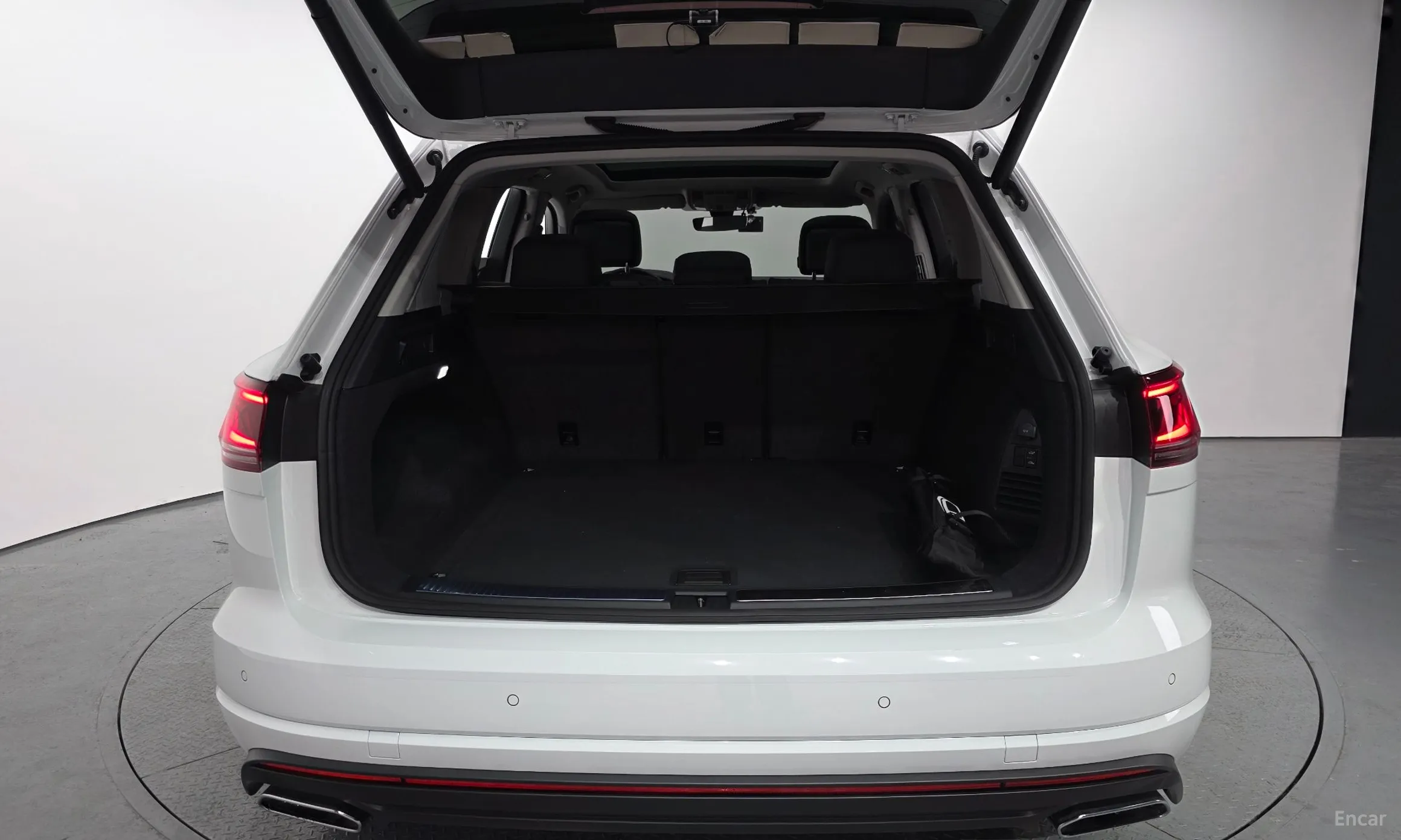 Volkswagen Touareg 3rd Generation превью 20