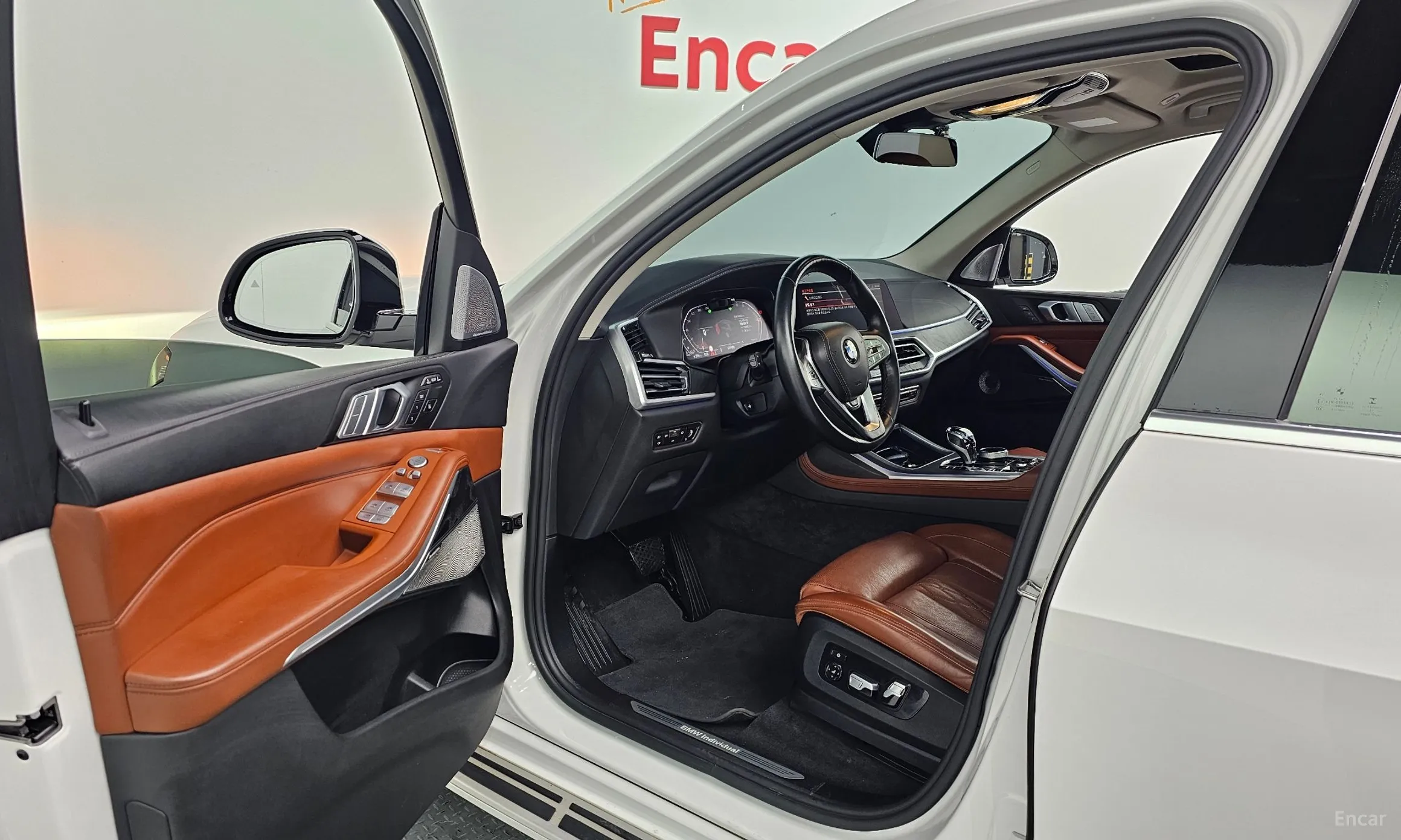 BMW X7 (G07) превью 11