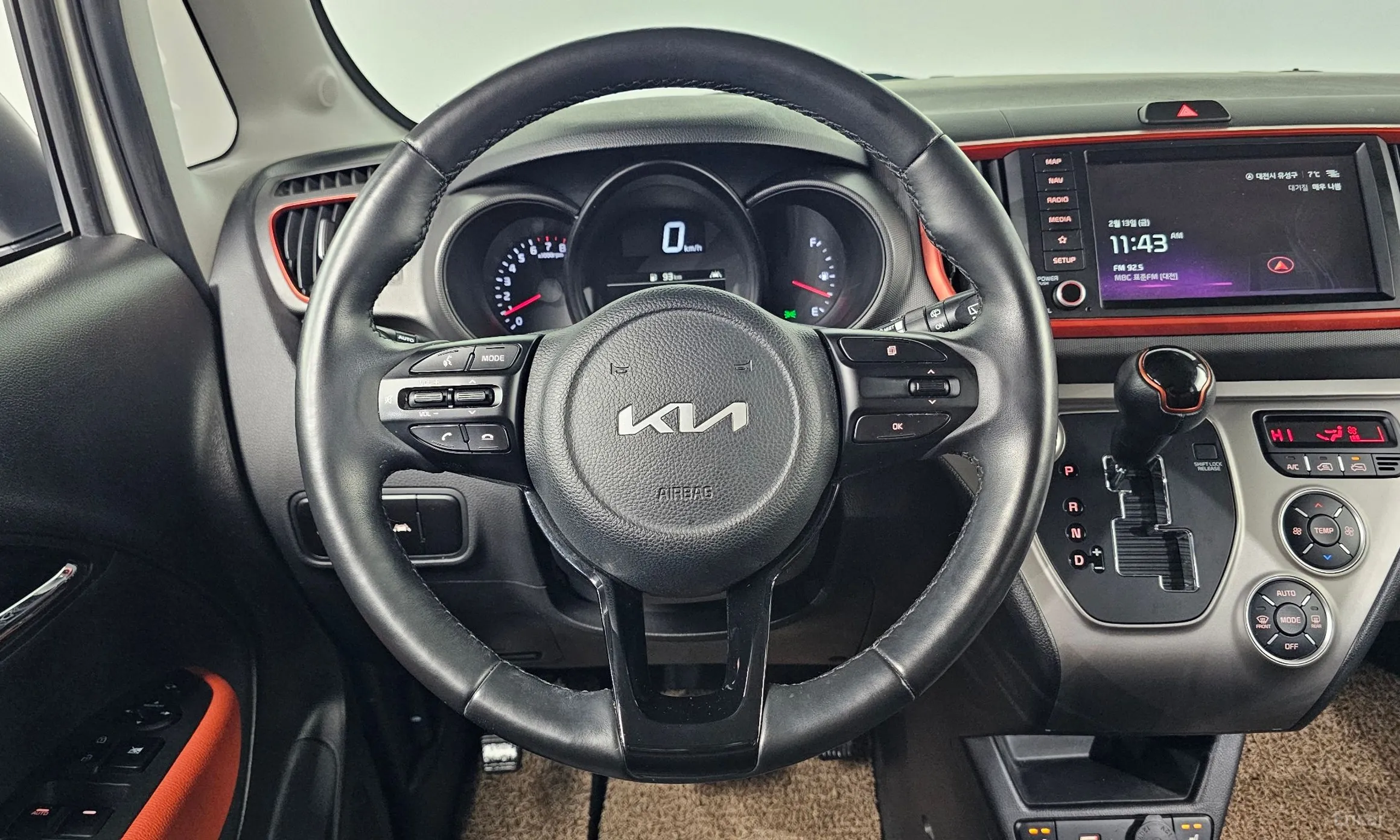 Kia Ray превью 15