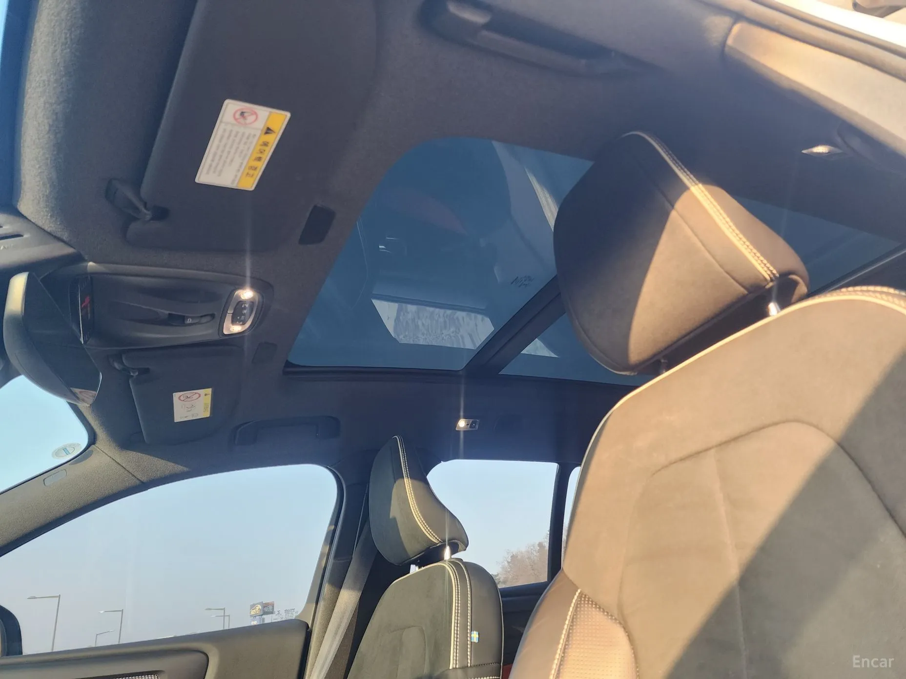 Volvo XC40 превью 12