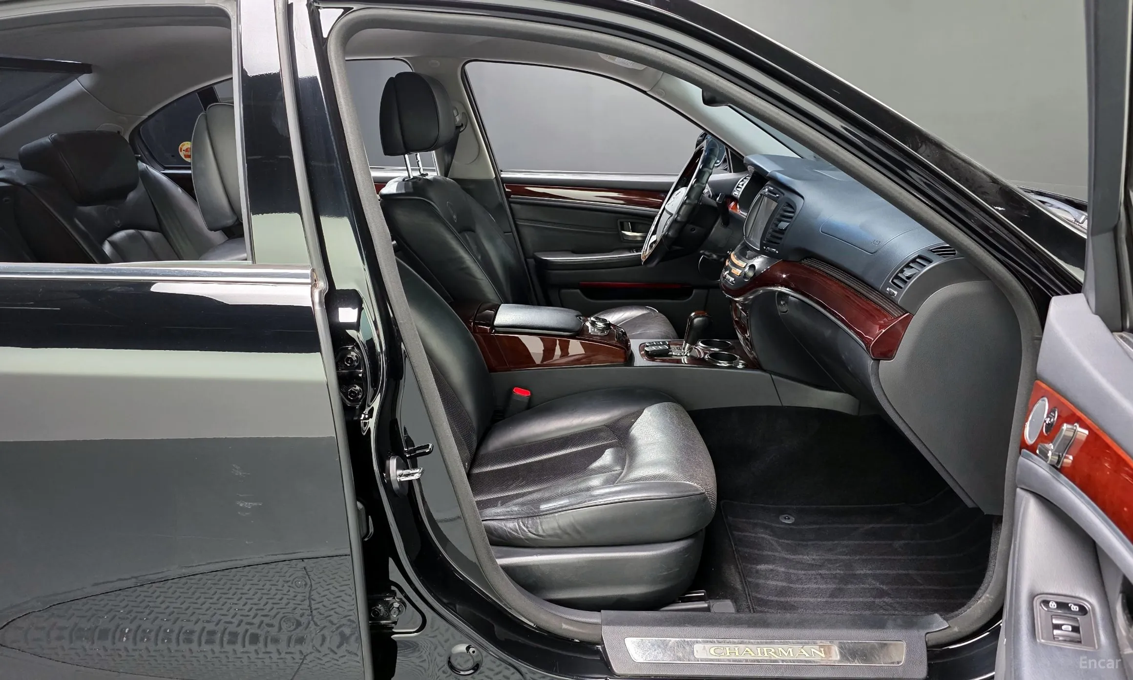 KG Mobility (SsangYong) Chairman W превью 10