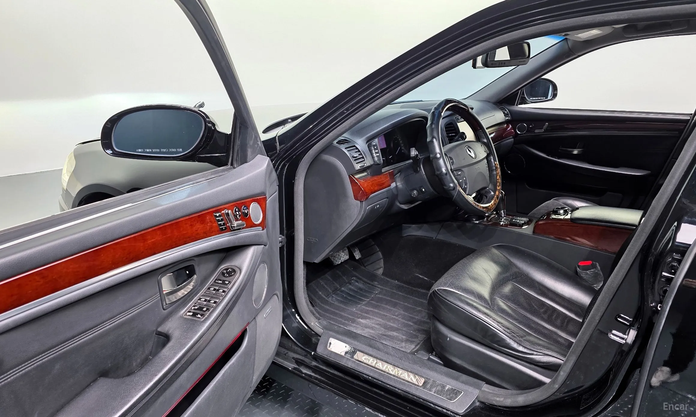 KG Mobility (SsangYong) Chairman W превью 11