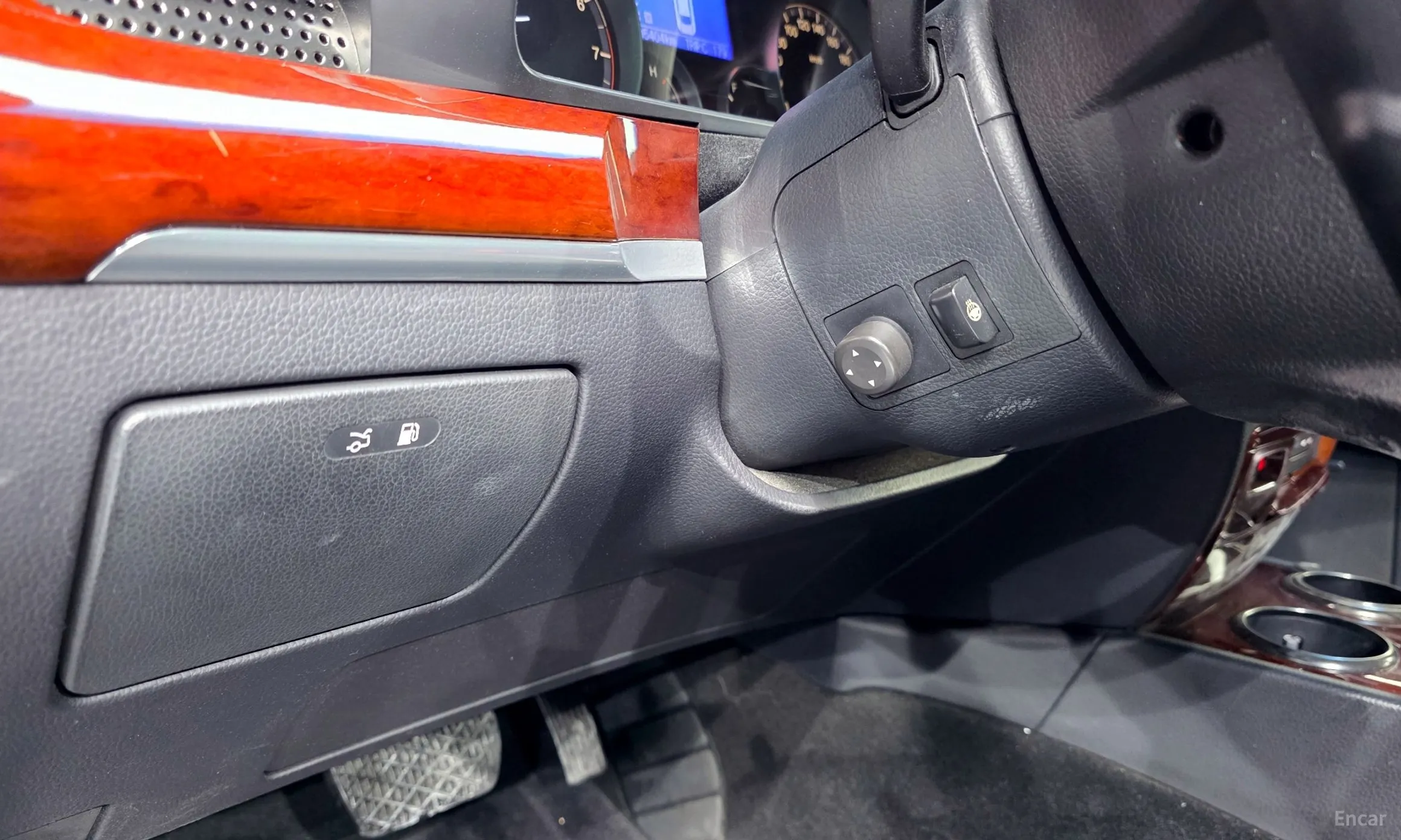 KG Mobility (SsangYong) Chairman W превью 16