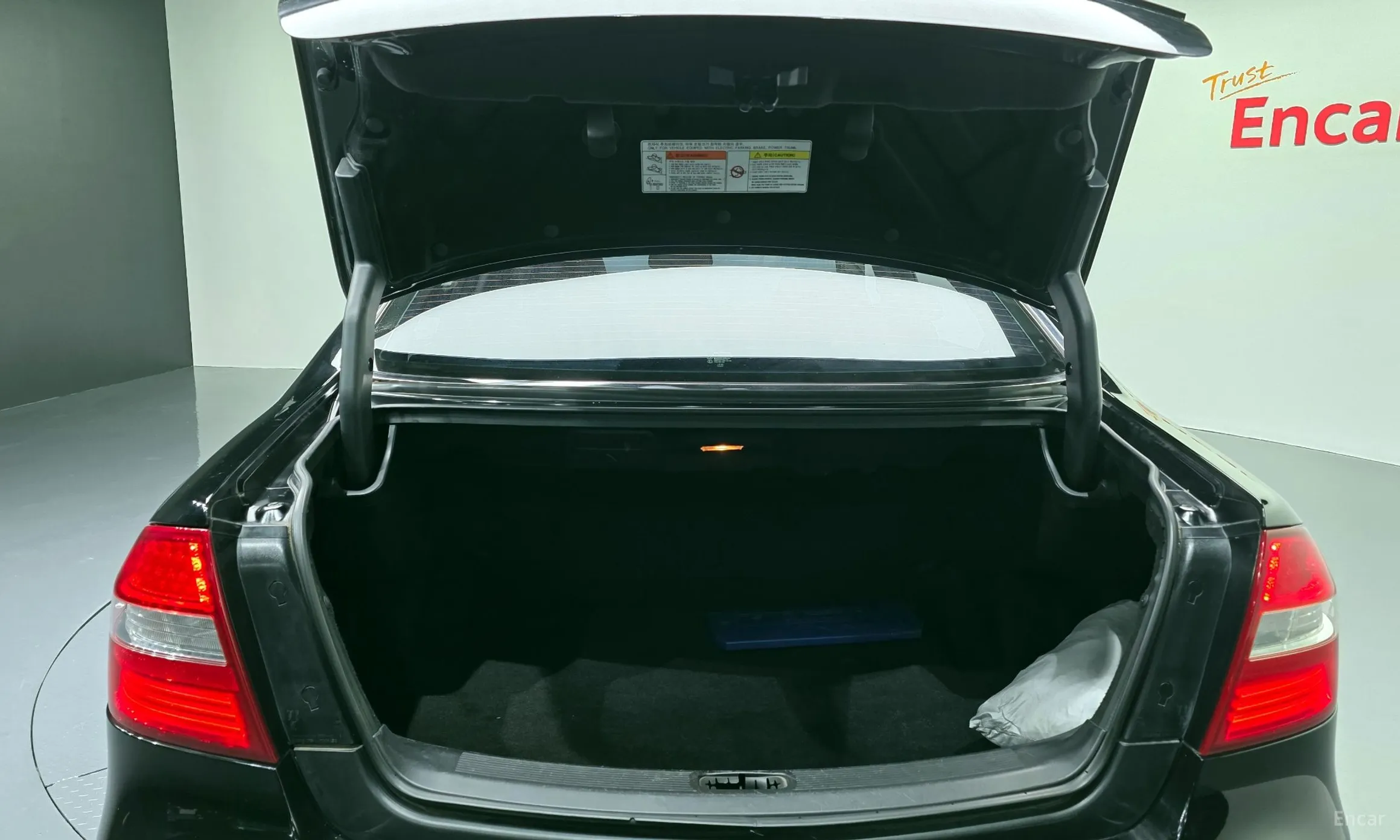 KG Mobility (SsangYong) Chairman W превью 20