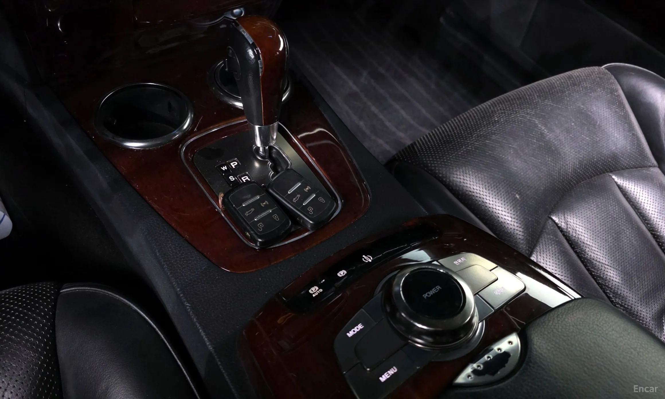 KG Mobility (SsangYong) Chairman W превью 9