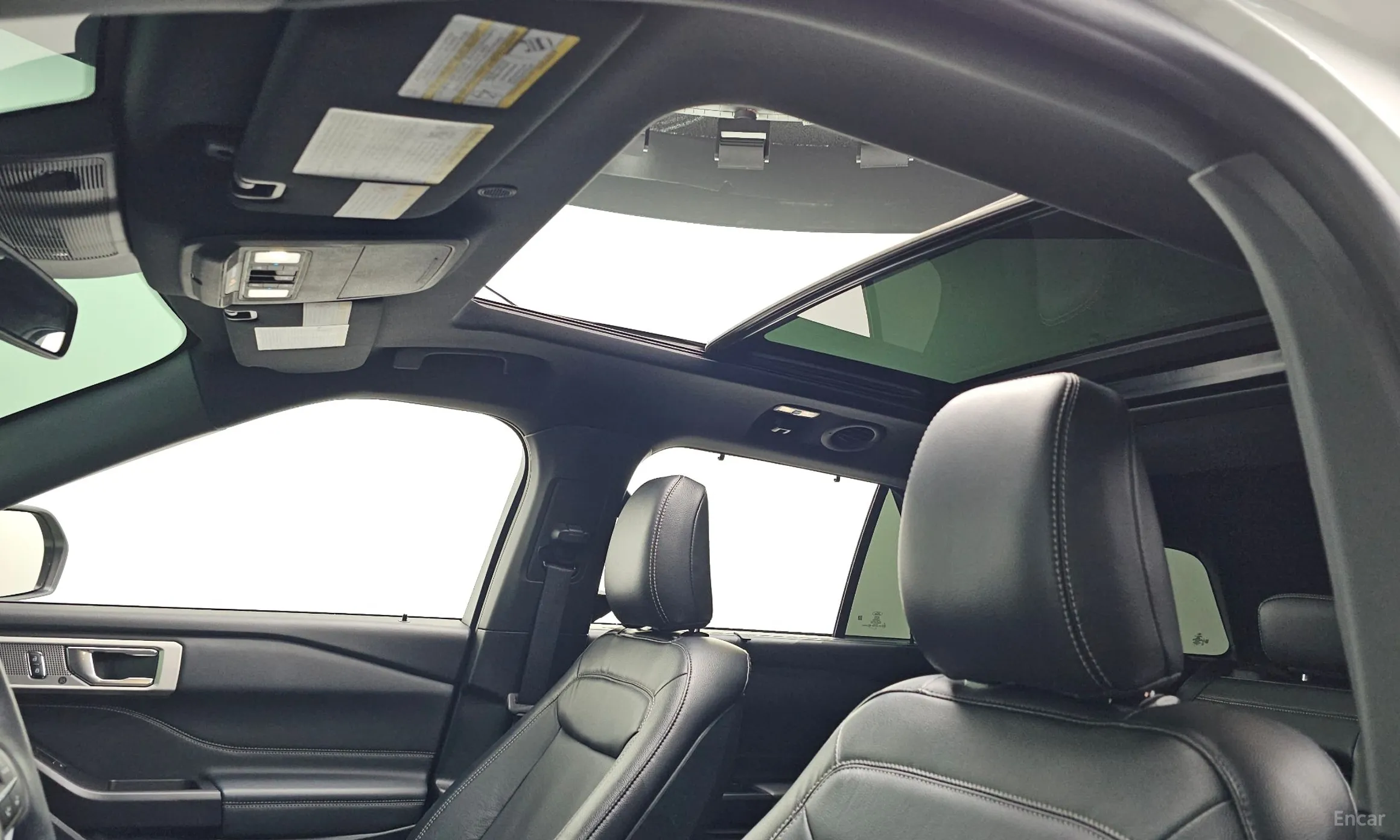 Ford Explorer 6th Generation превью 18