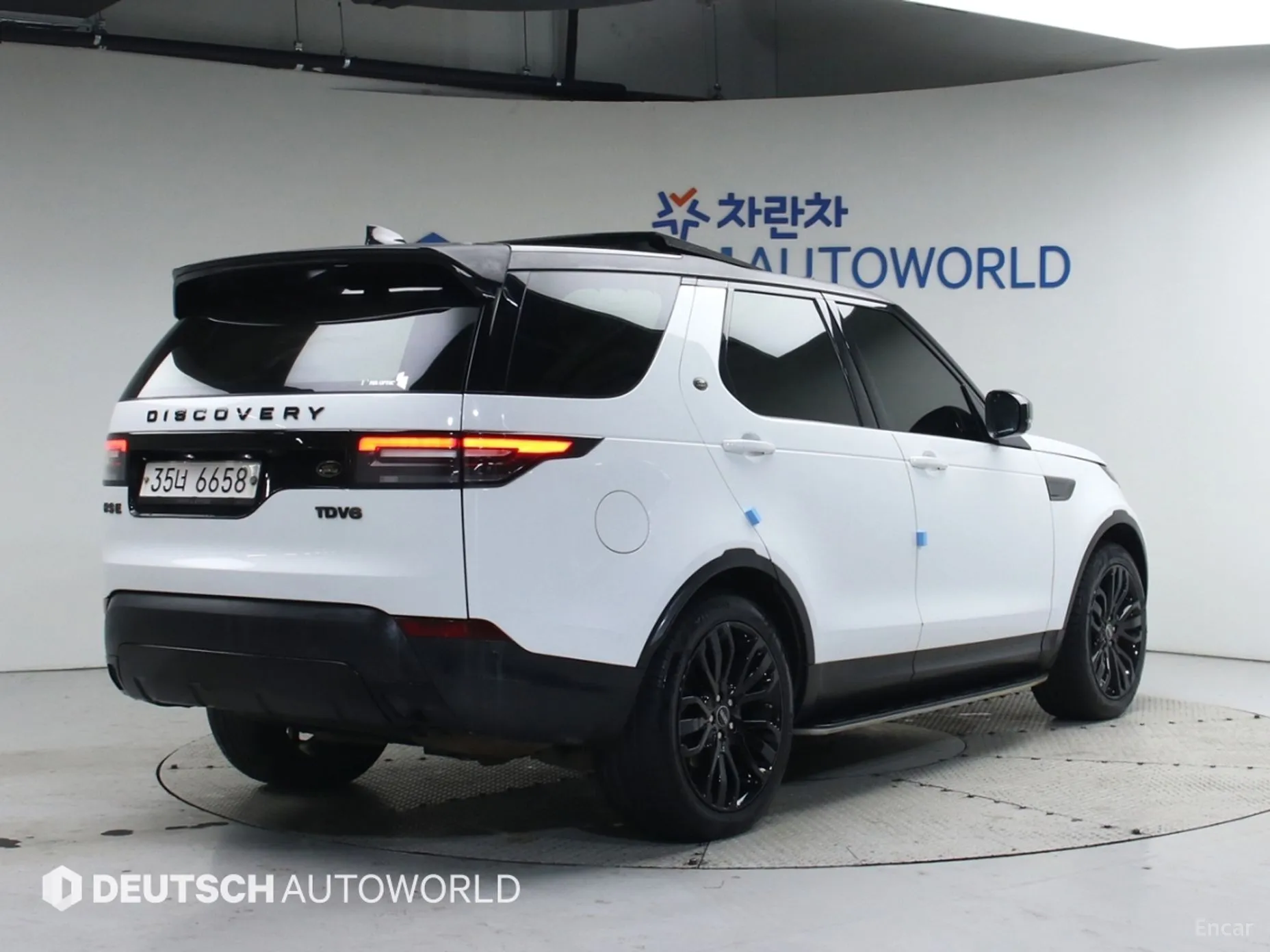 Land Rover Discovery 5 превью 2