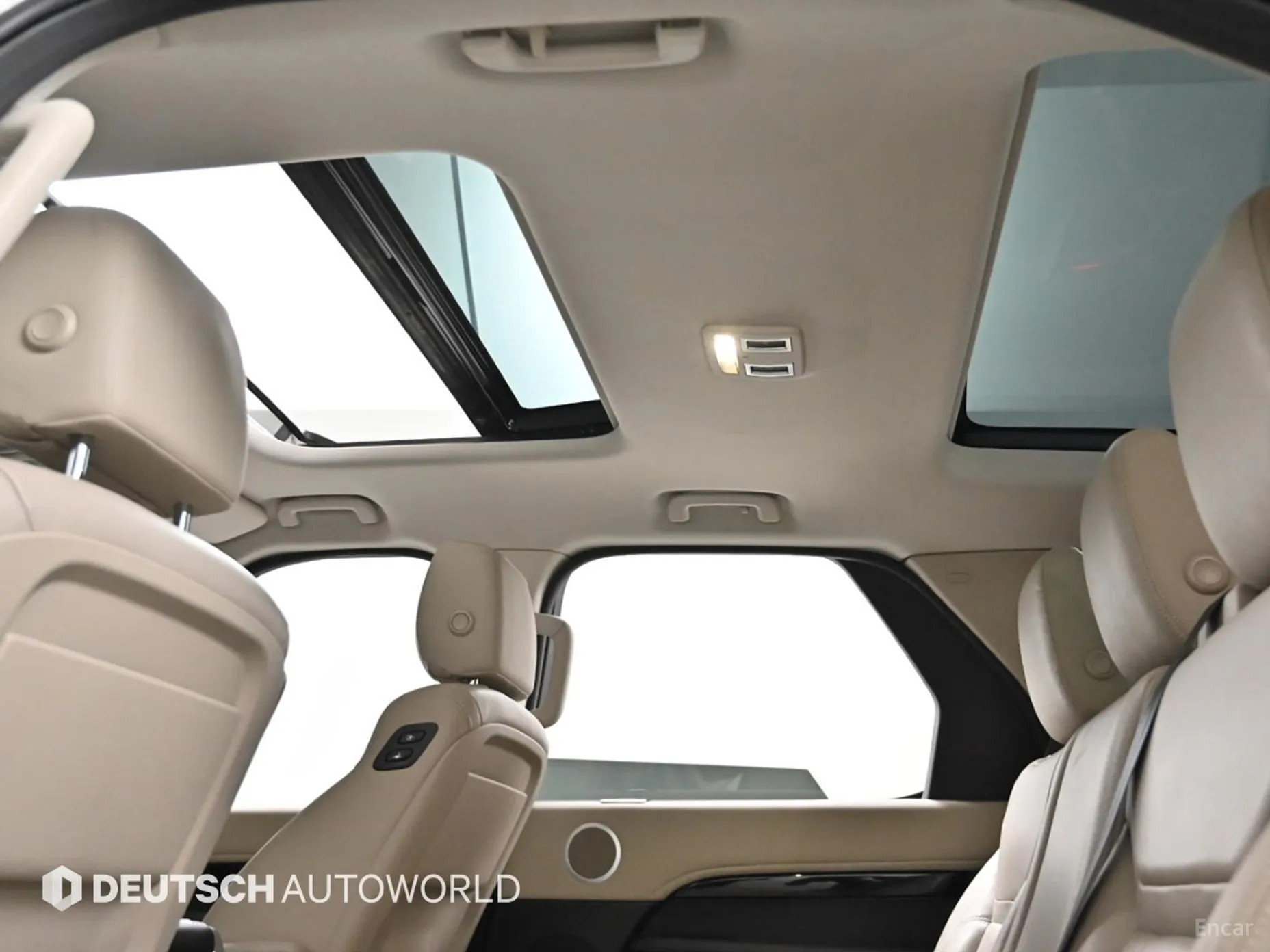 Land Rover Discovery 5 превью 19