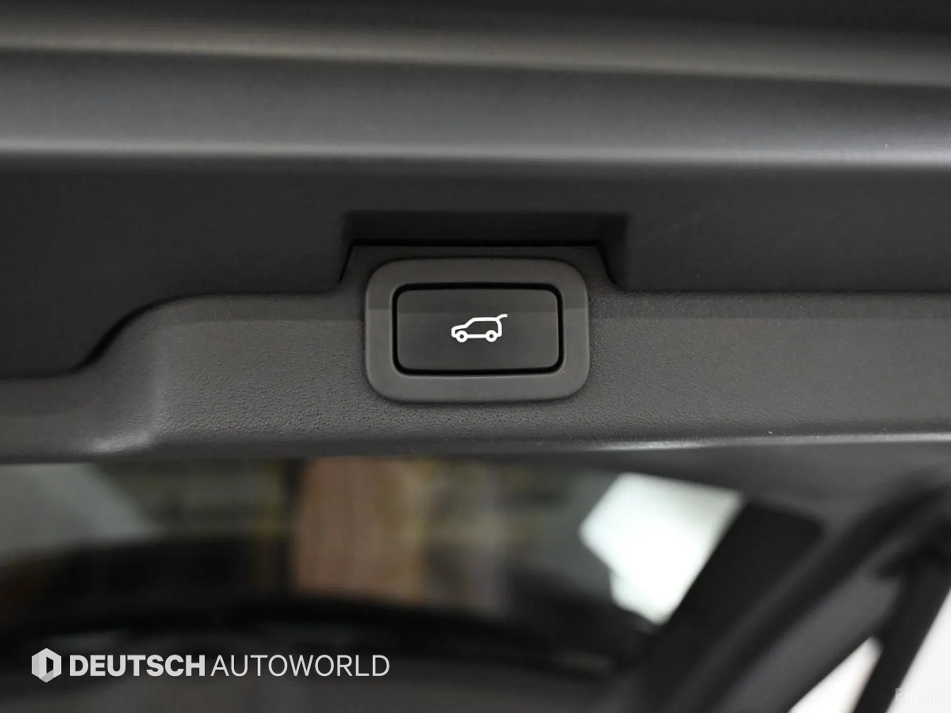 Land Rover Discovery 5 превью 20