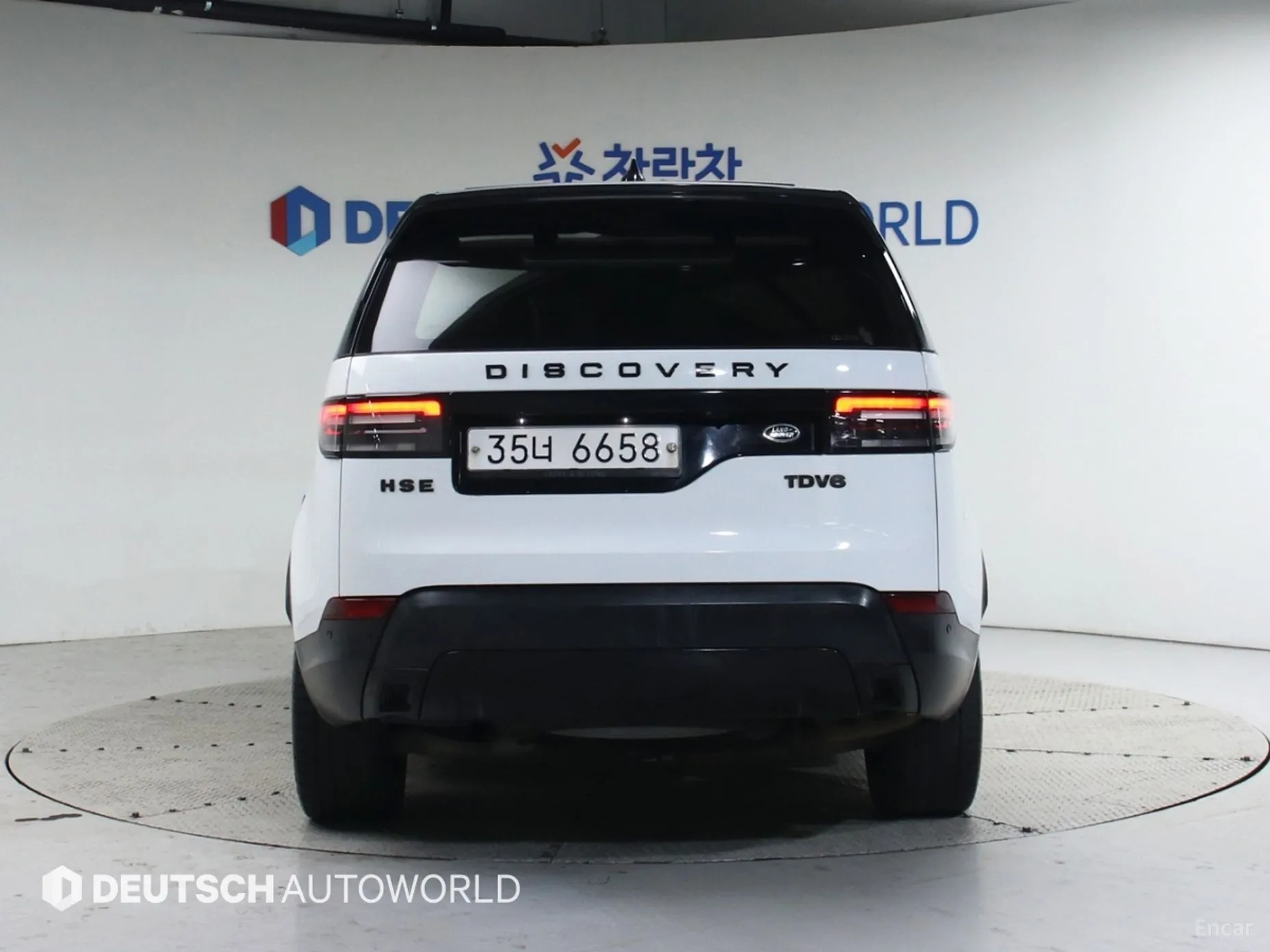 Land Rover Discovery 5 превью 4