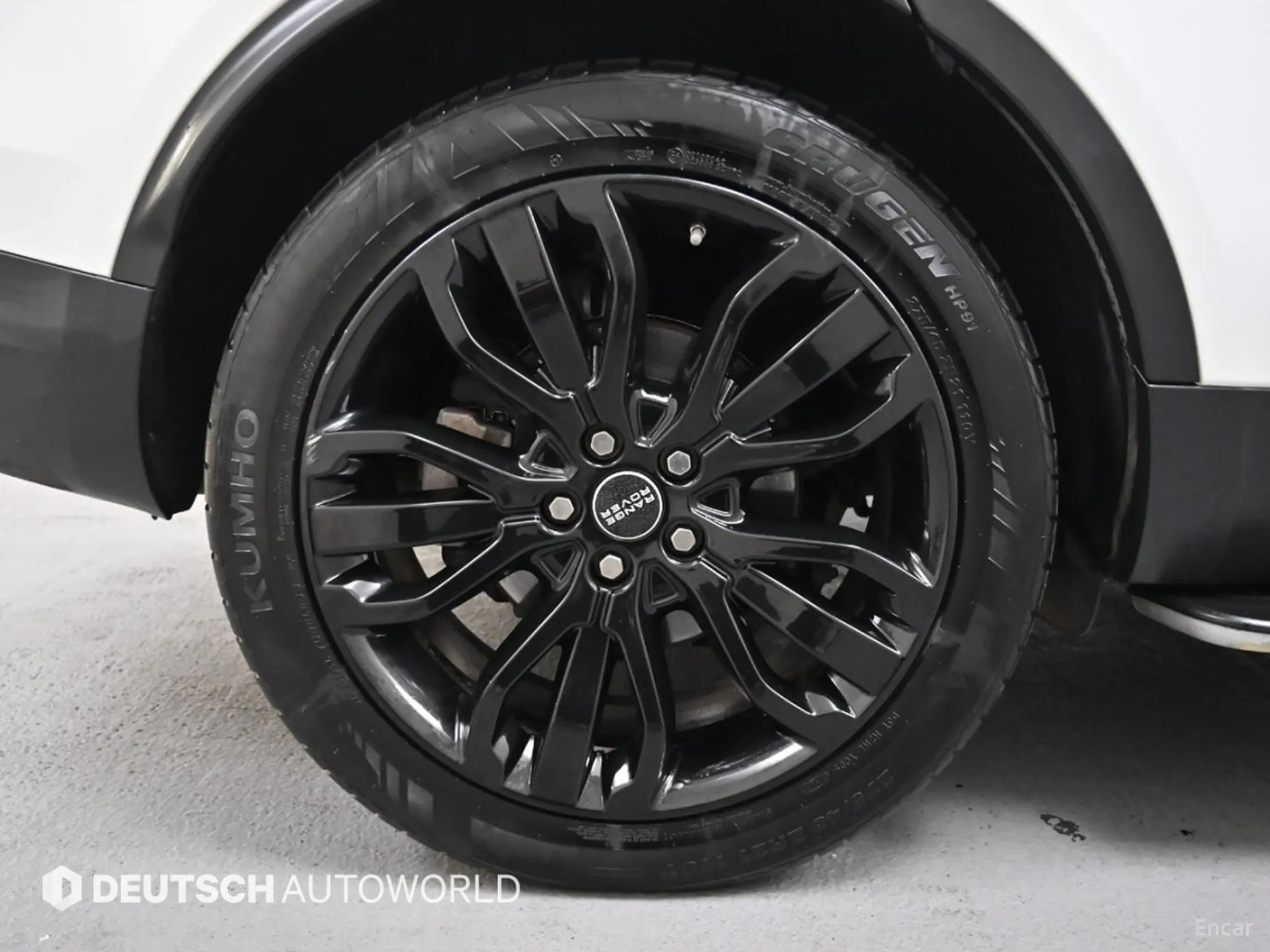 Land Rover Discovery 5 превью 5