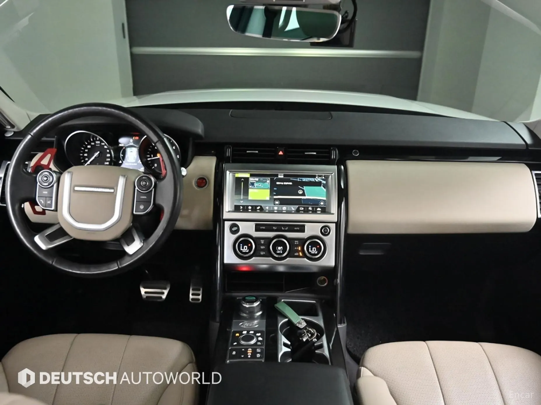 Land Rover Discovery 5 превью 7