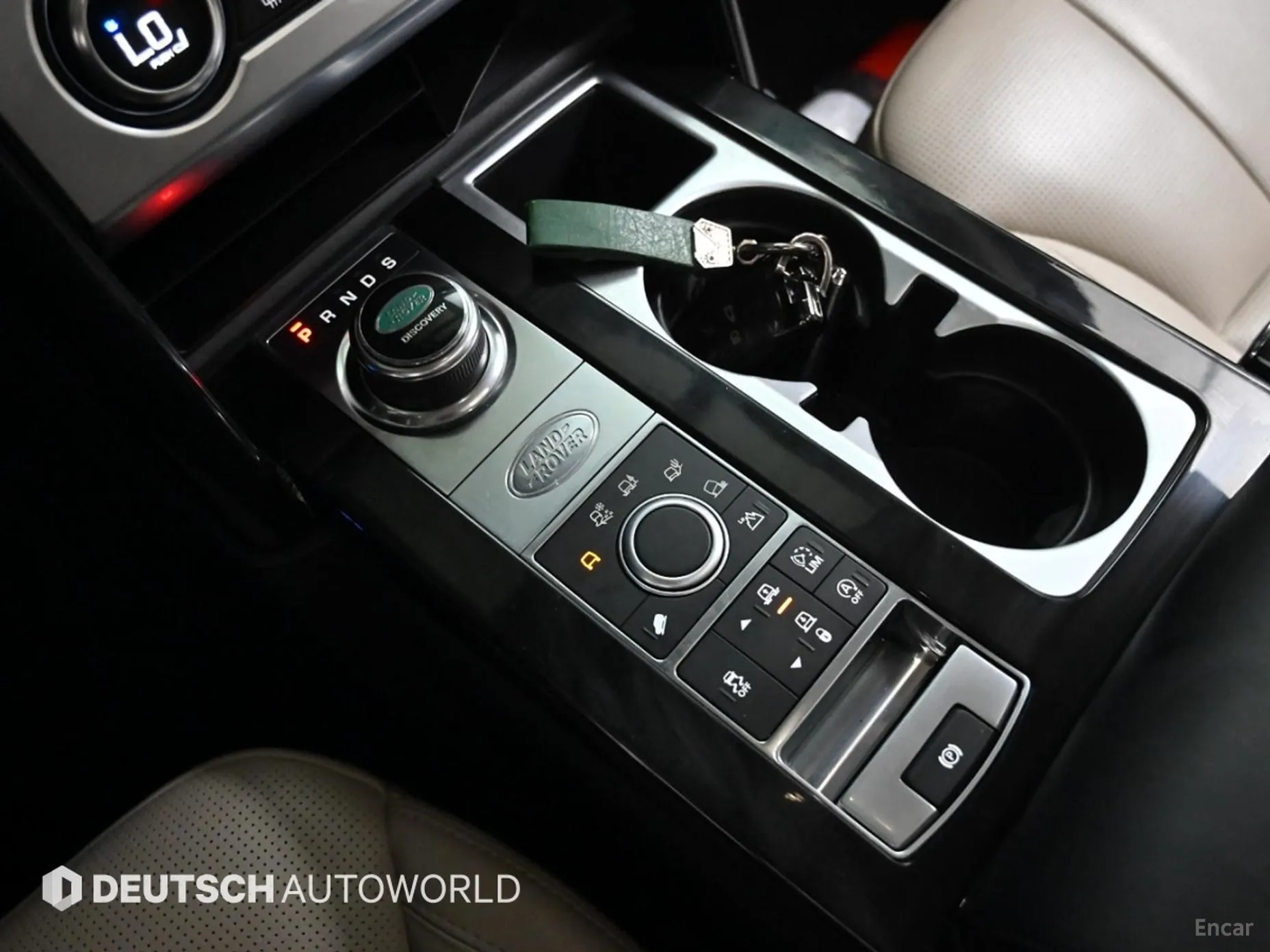 Land Rover Discovery 5 превью 9