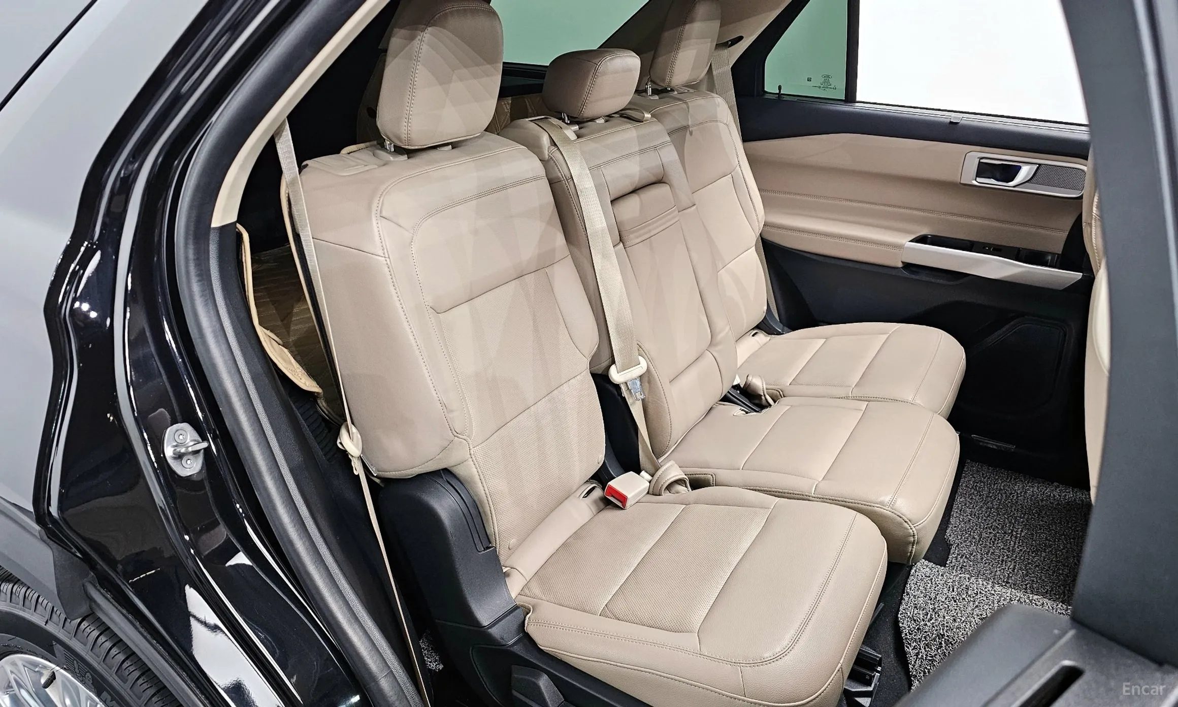 Ford Explorer 6th Generation превью 12