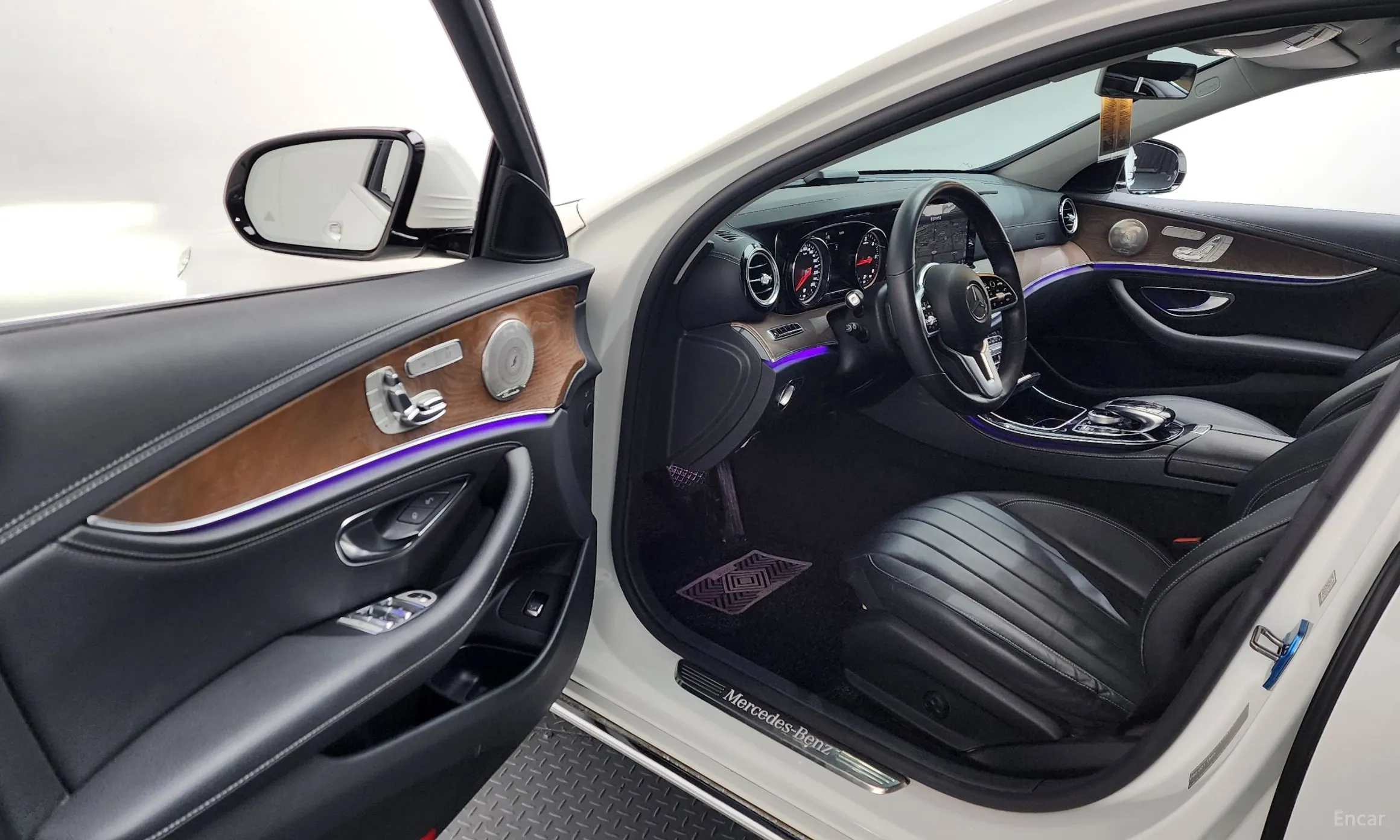 Mercedes Benz E-Class W213 превью 10