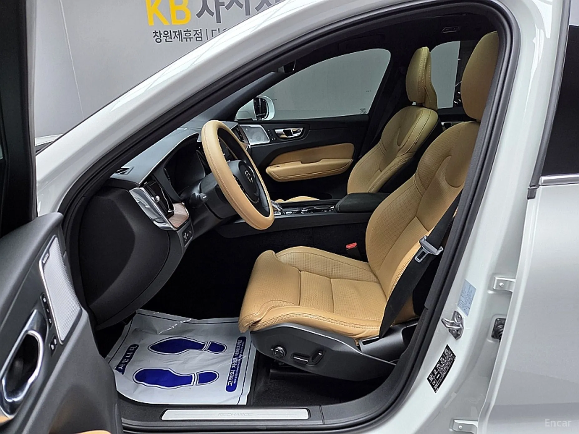 Volvo XC60 Gen 2 превью 12