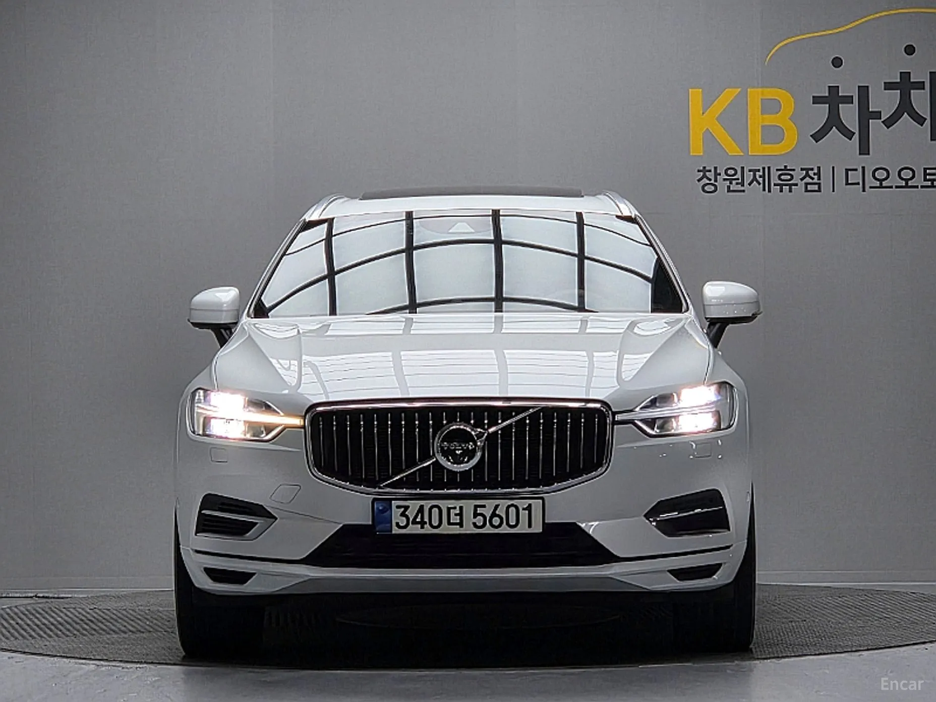 Volvo XC60 Gen 2 превью 3