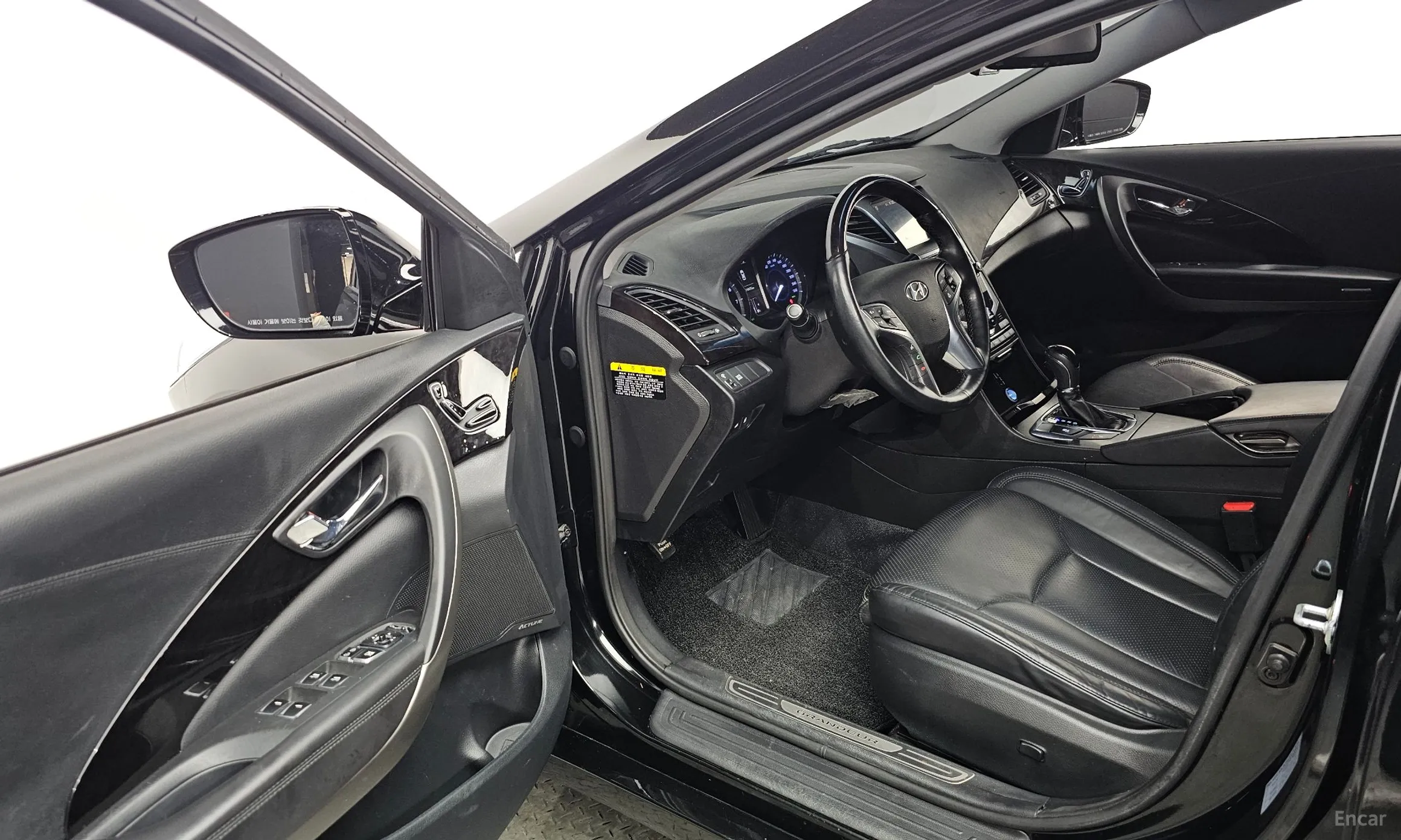 Hyundai Grandeur HG превью 10