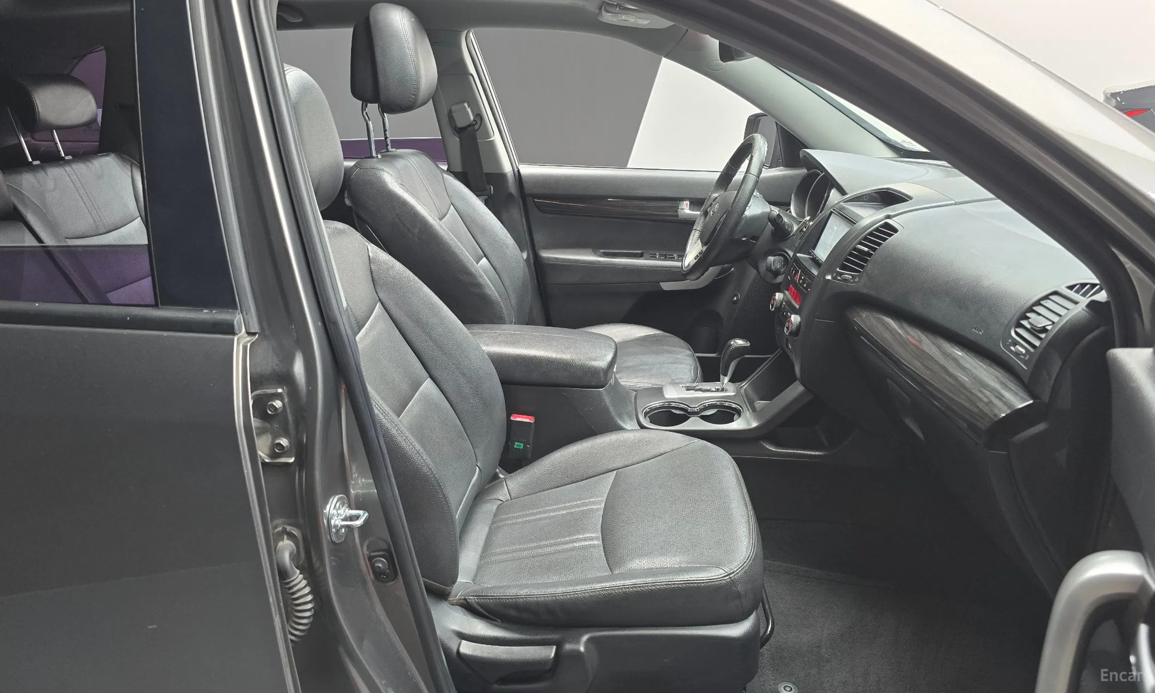 Kia Sorrento R превью 10
