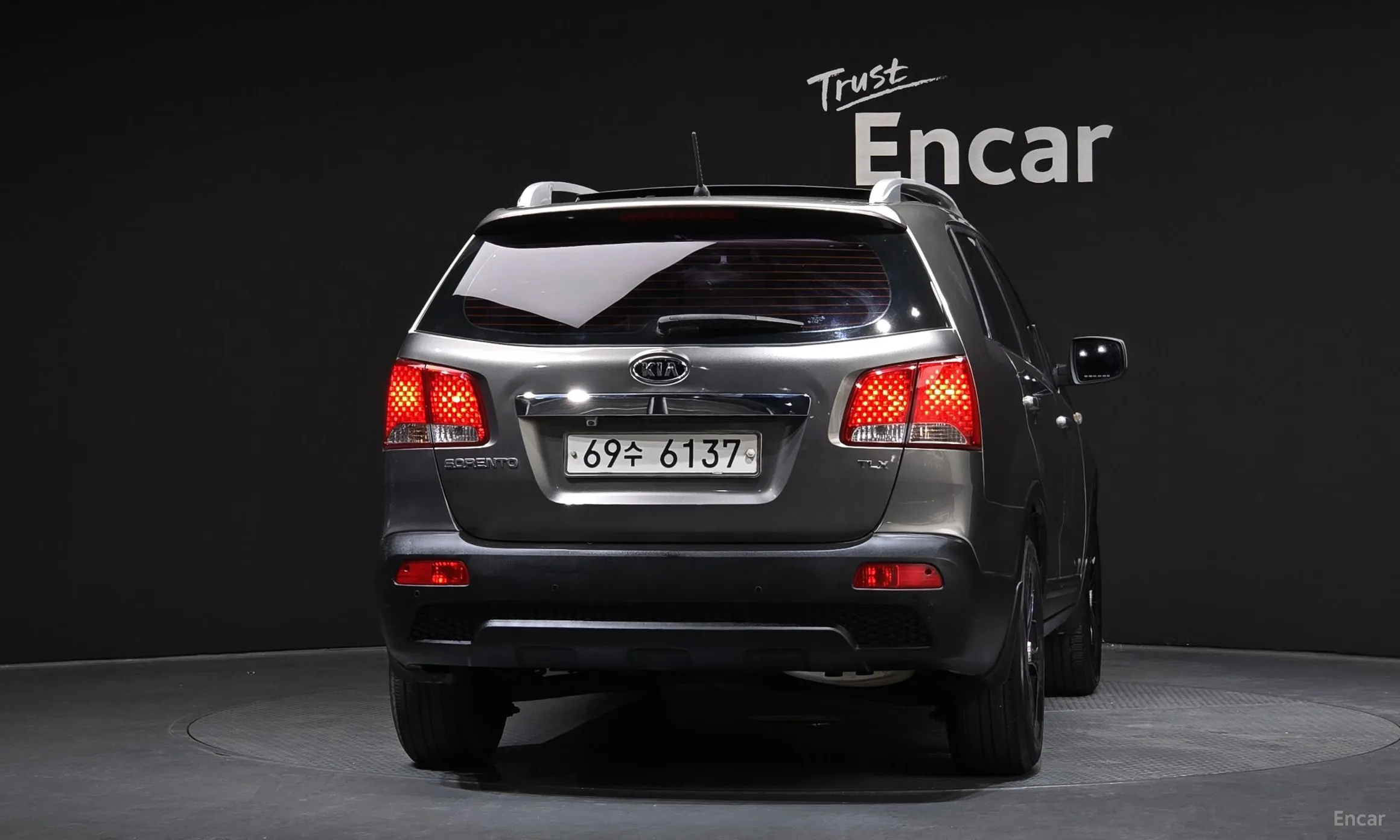 Kia Sorrento R превью 4