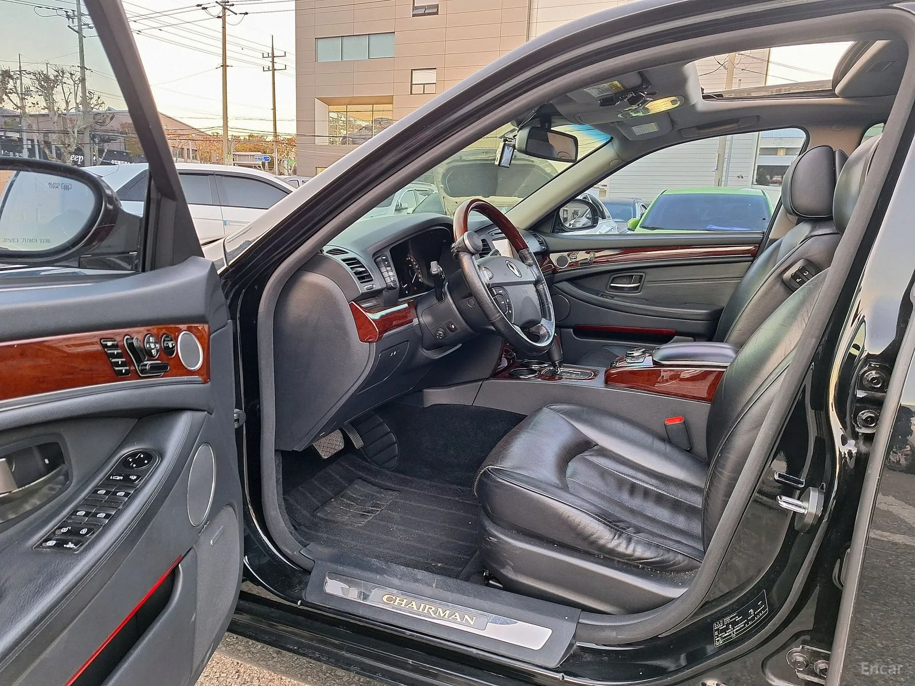 KG Mobility (SsangYong) Chairman W превью 8