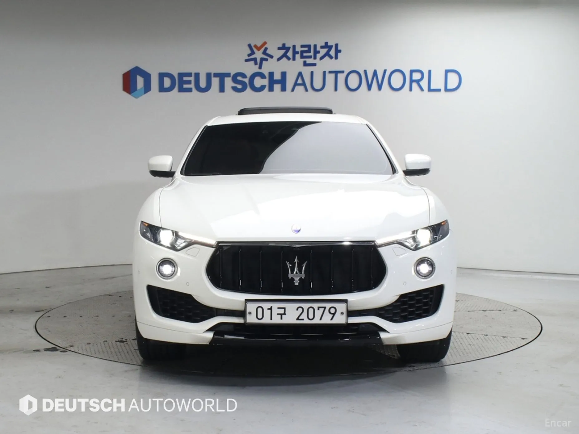 Maserati Levante превью 3