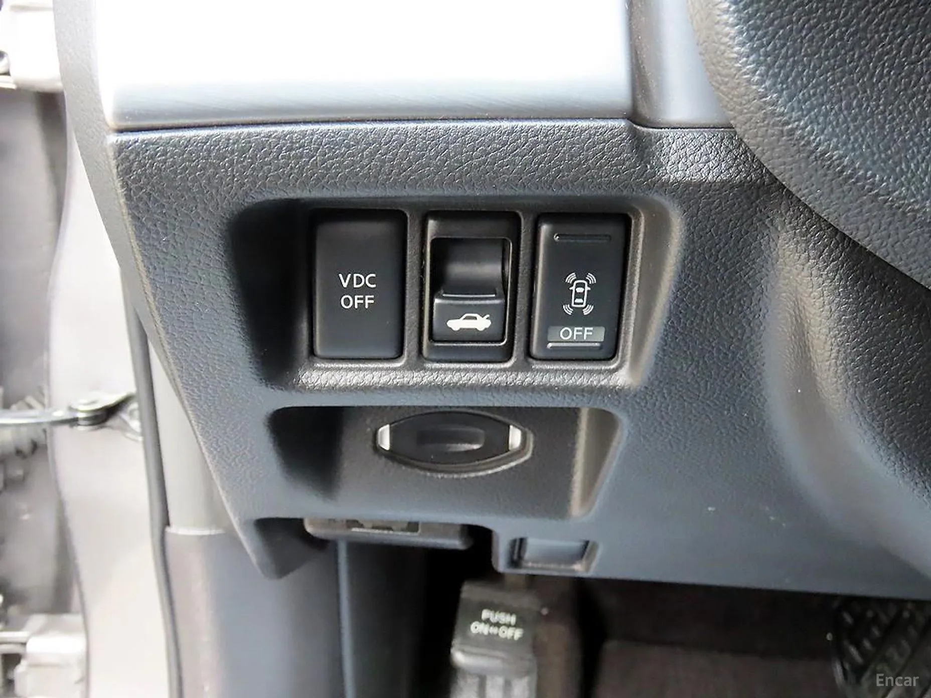Infiniti G25 превью 12