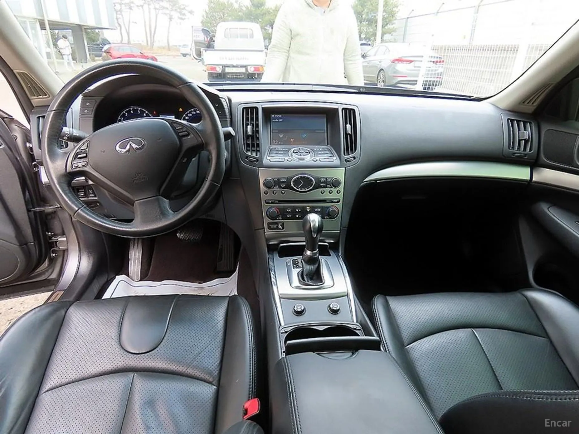 Infiniti G25 превью 7