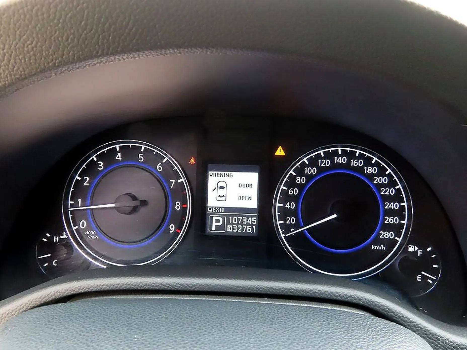 Infiniti G25 превью 9