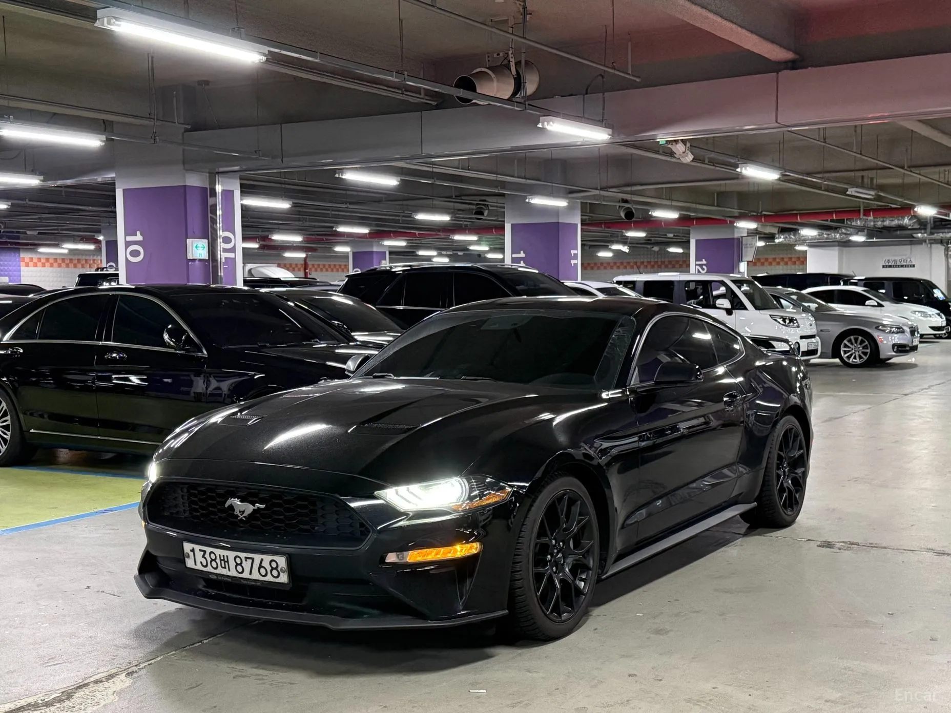 Ford Mustang превью 3