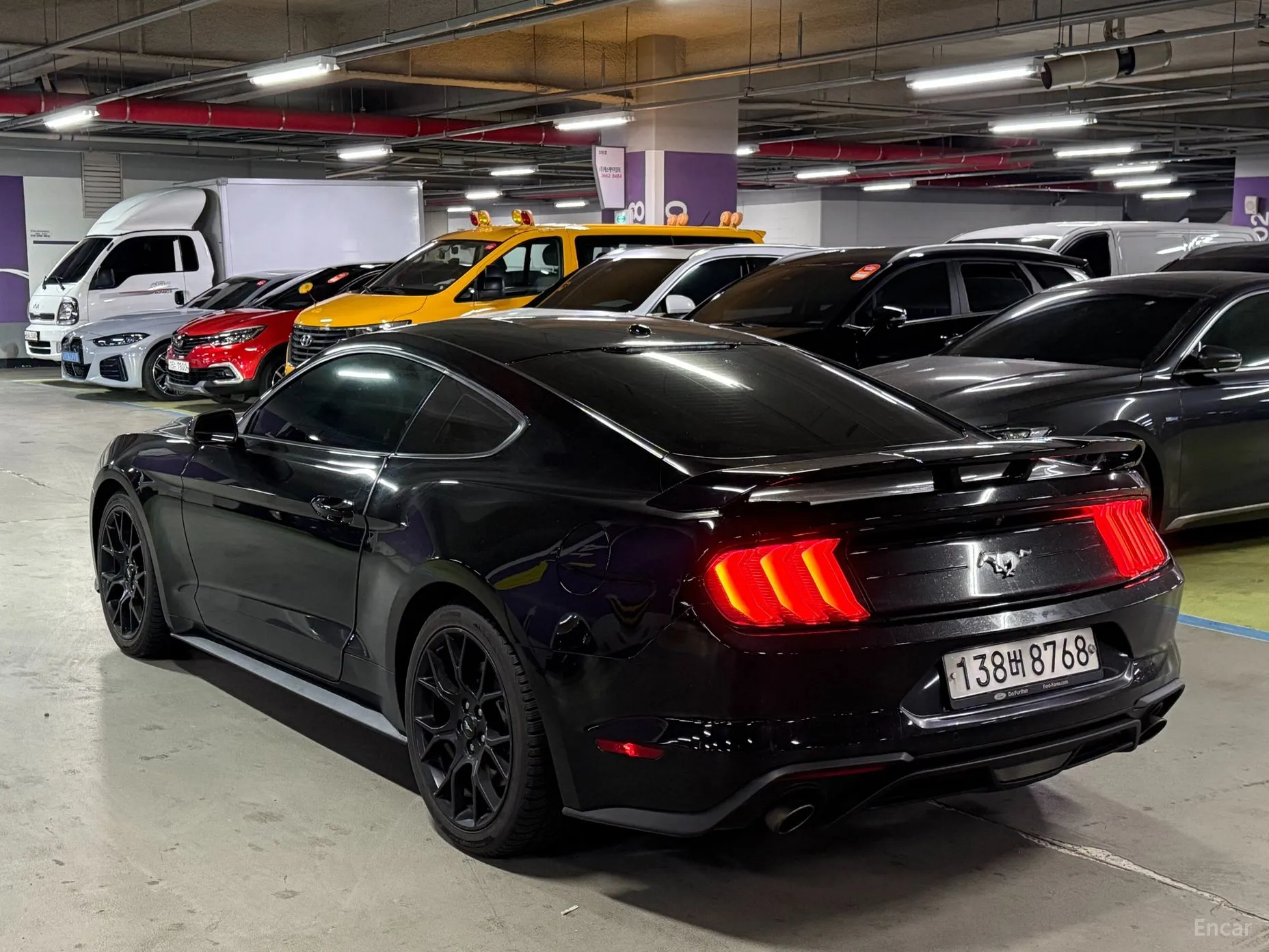 Ford Mustang превью 4